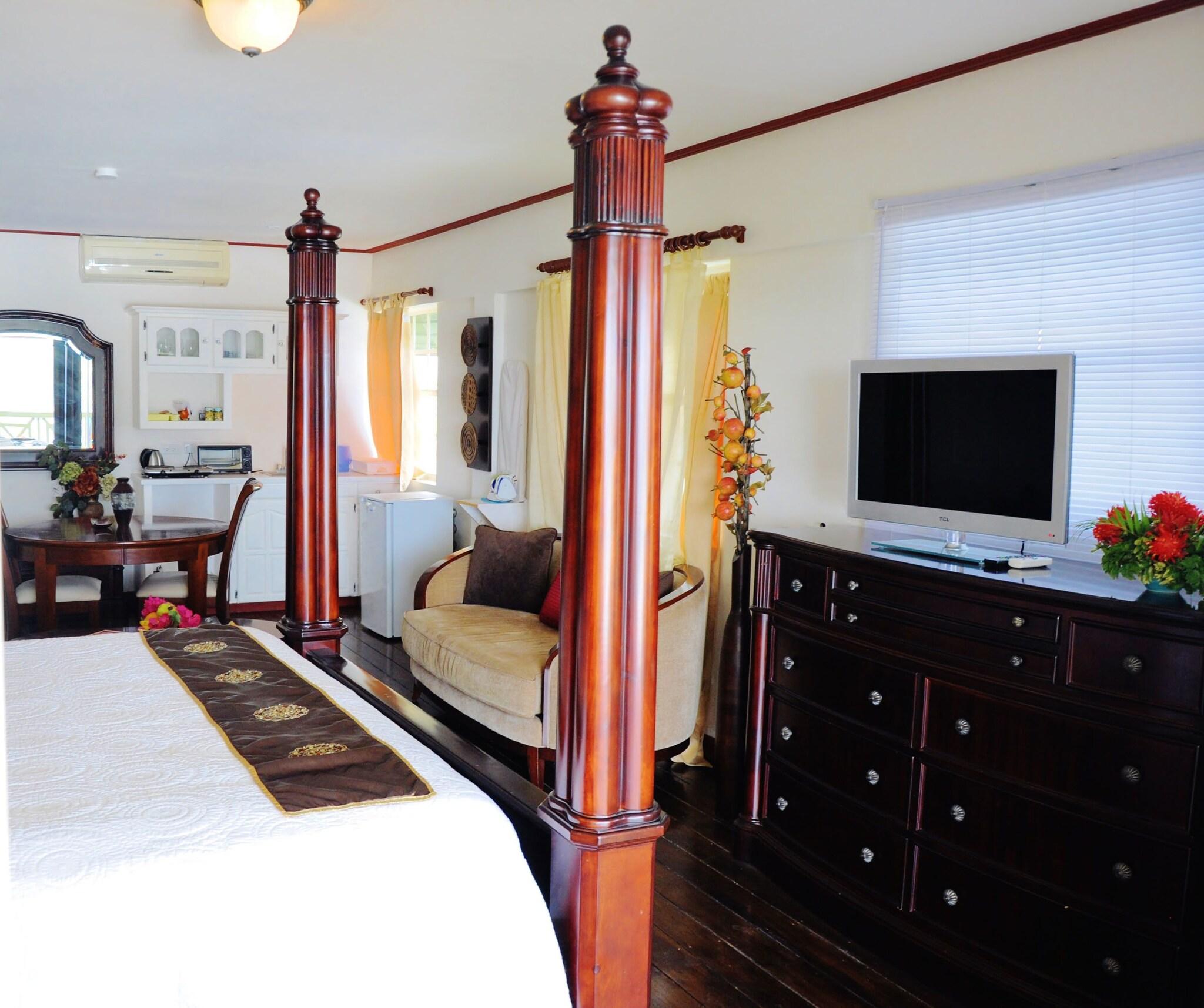 Suite King Size Bed