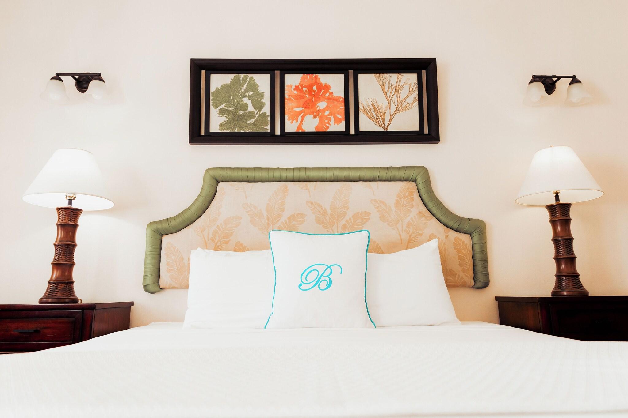 Double Deluxe Two Queen Beds