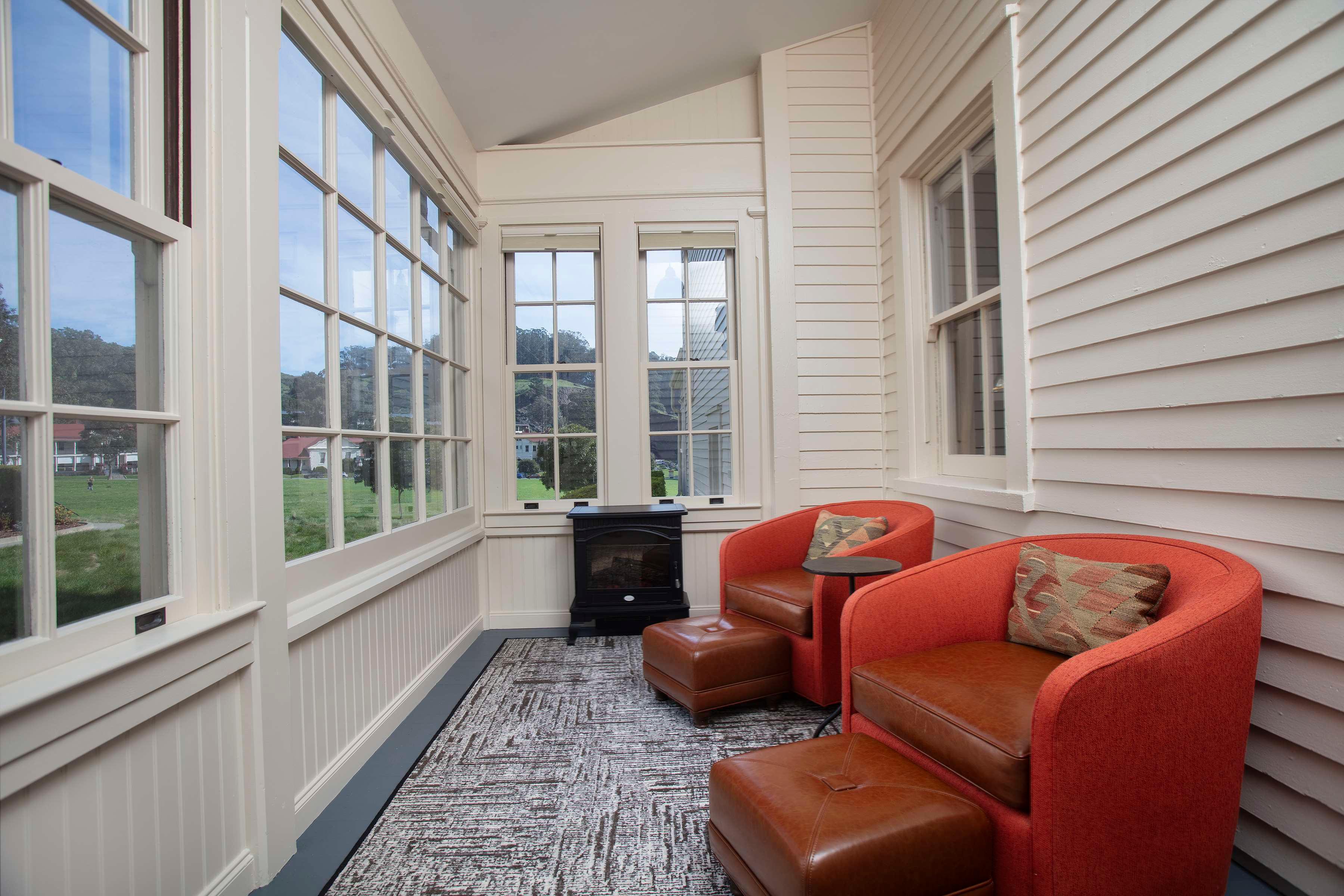 Double Queen Size Bed