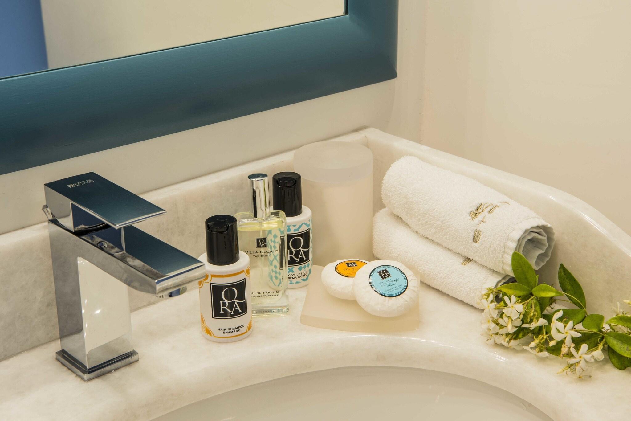 Double Deluxe with Views