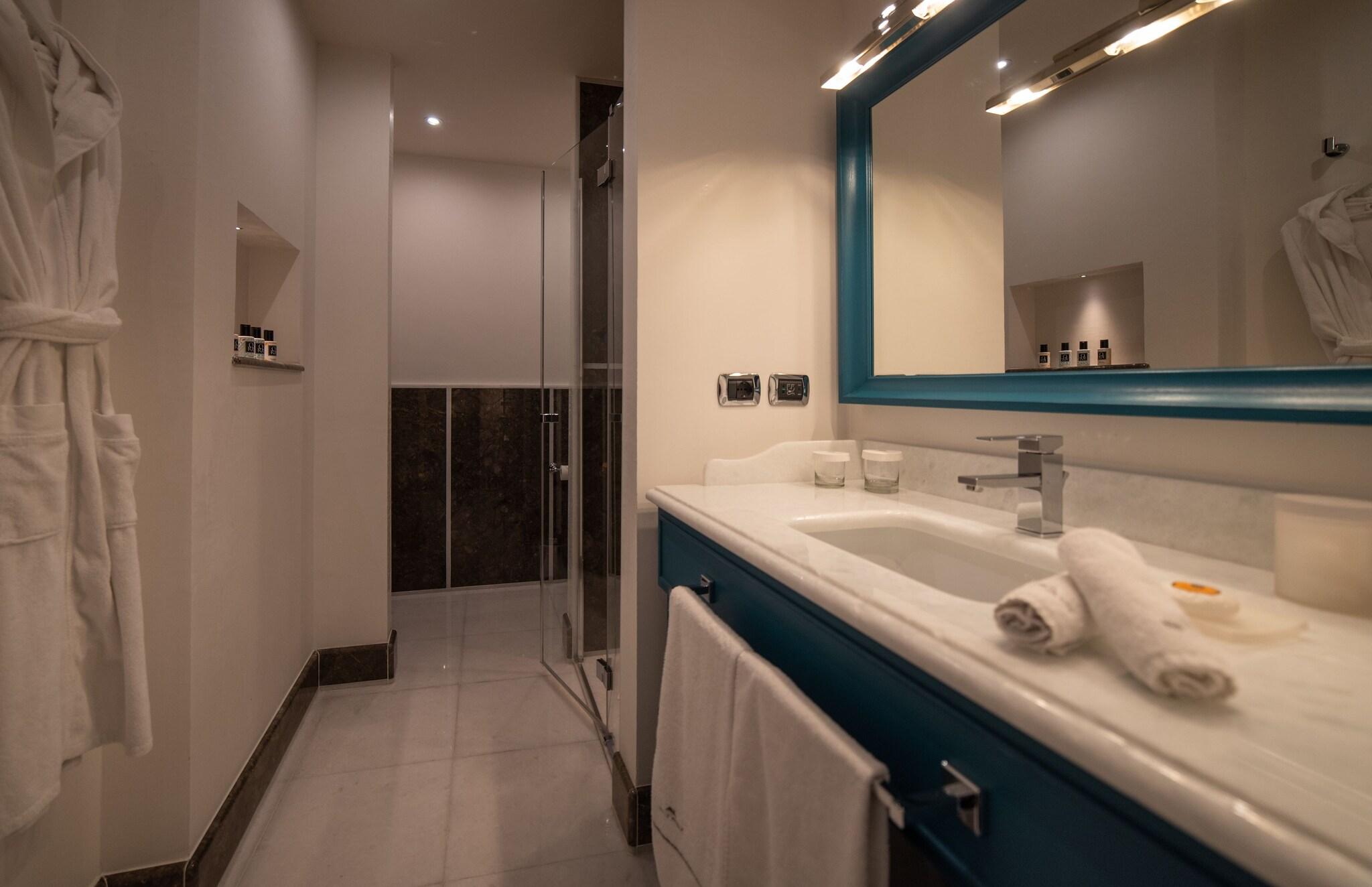 Double Deluxe with Views