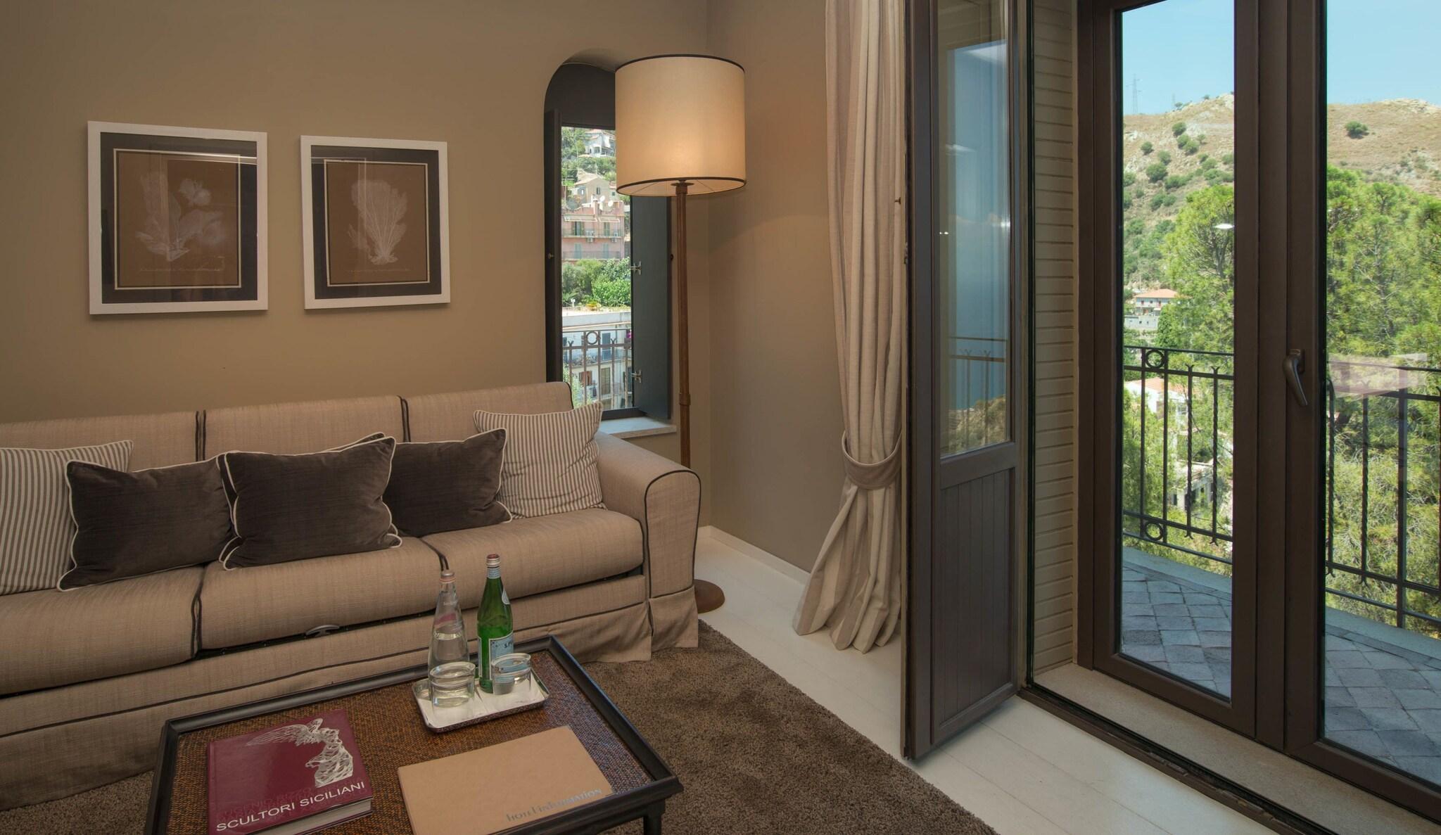 Suite Sea View King Bed