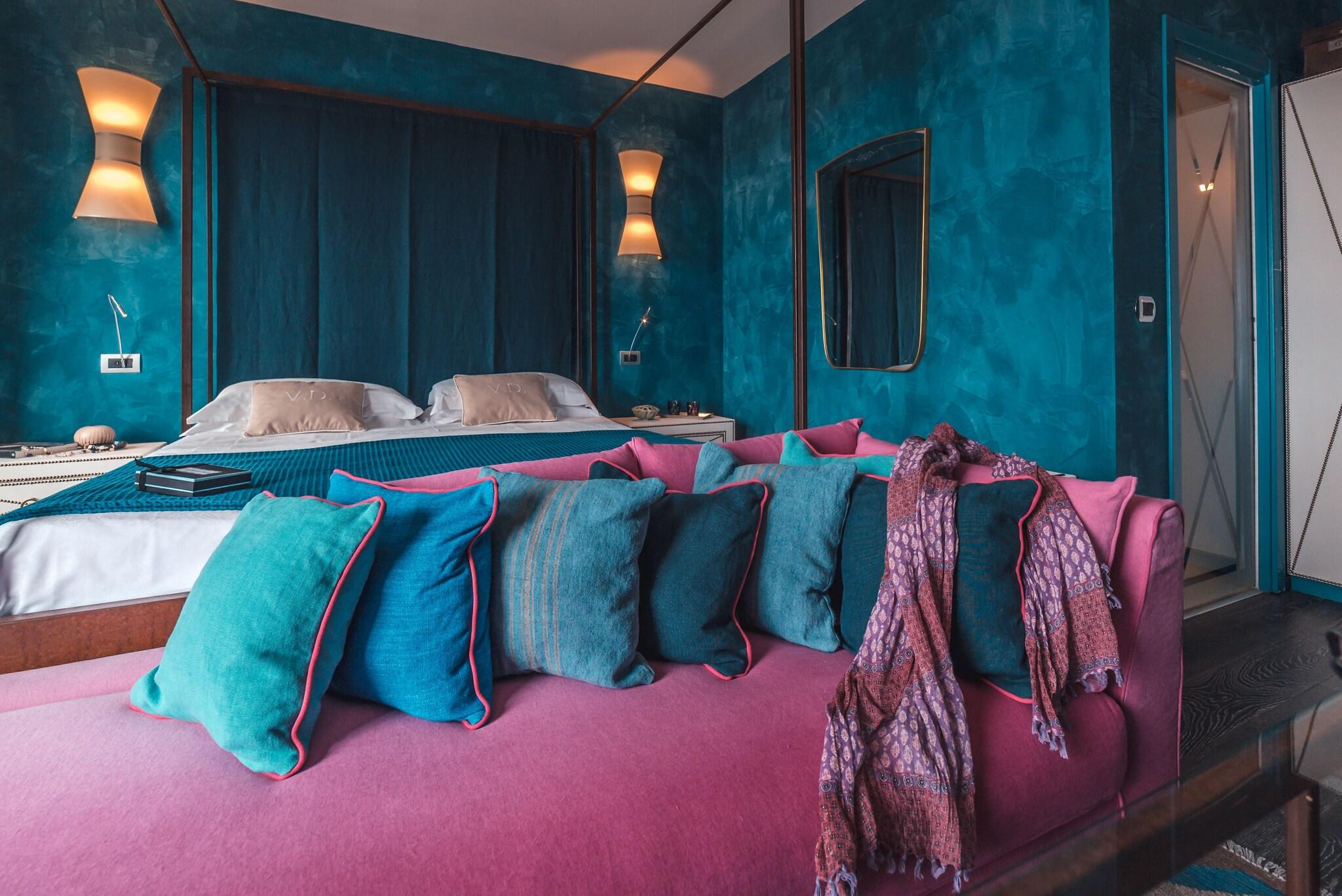 Double Sea View King Bed