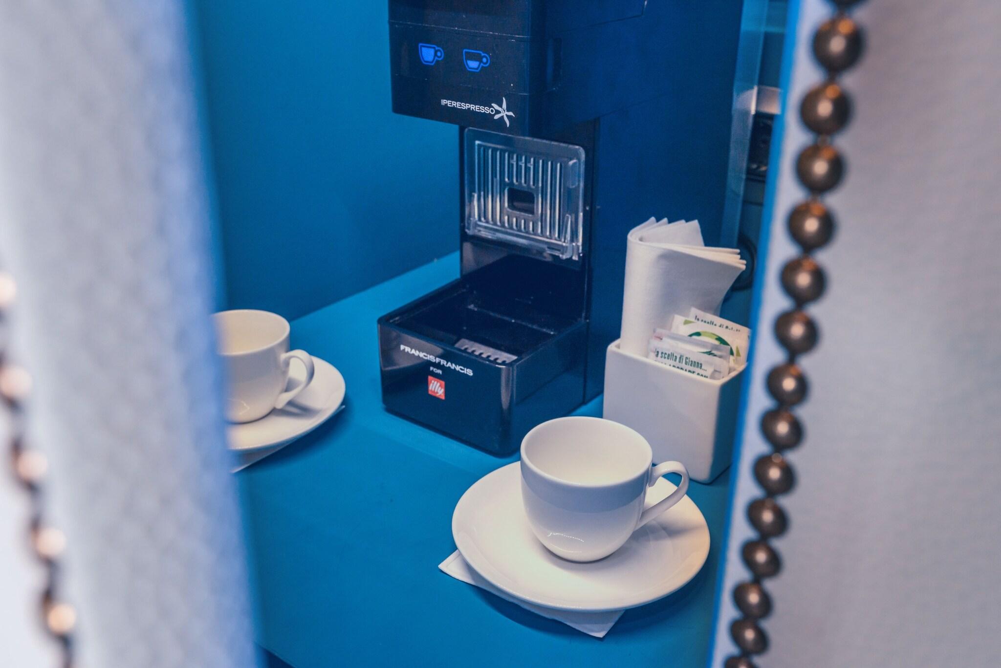 Double Sea View King Bed