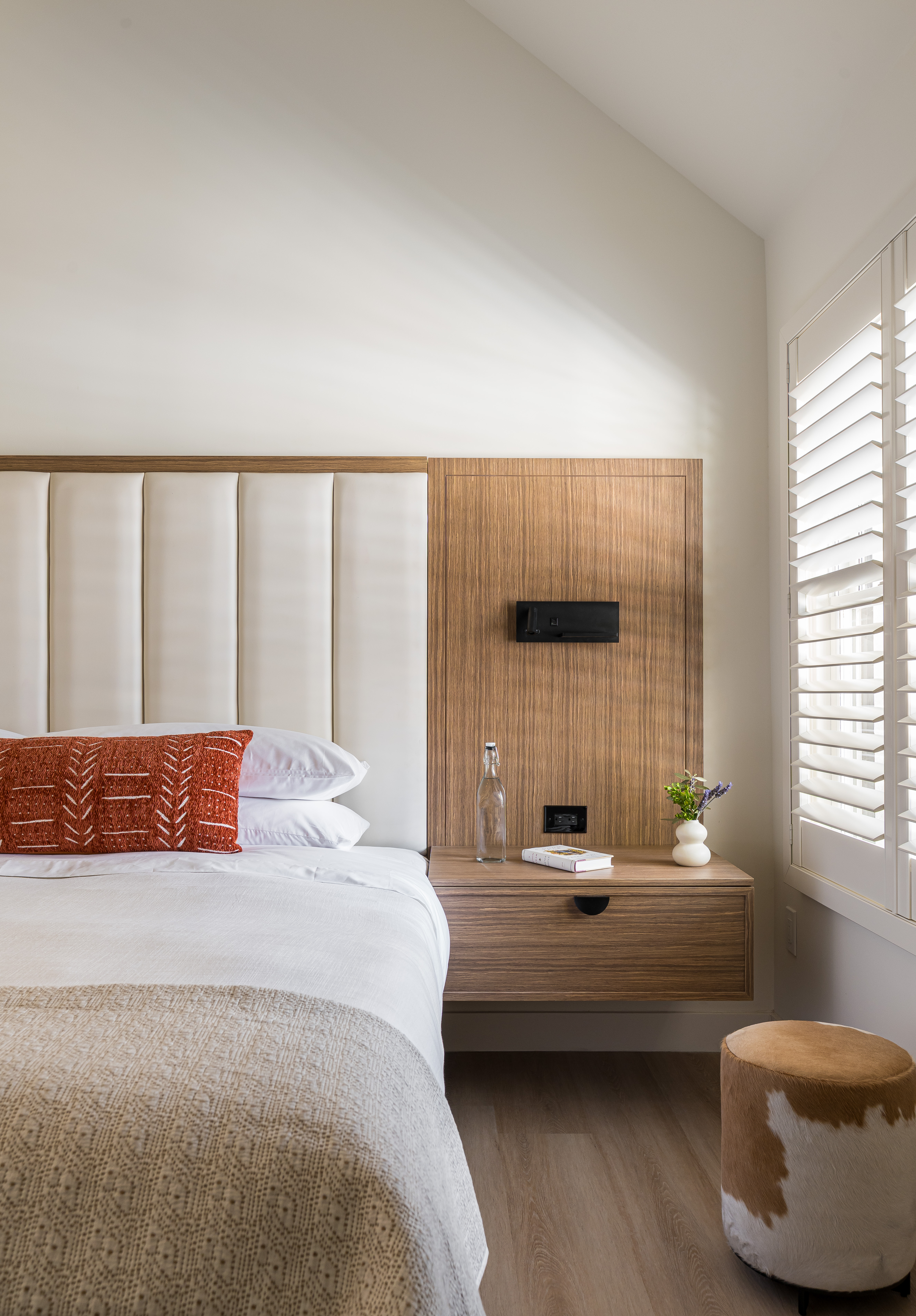 Suite Queen Size Bed