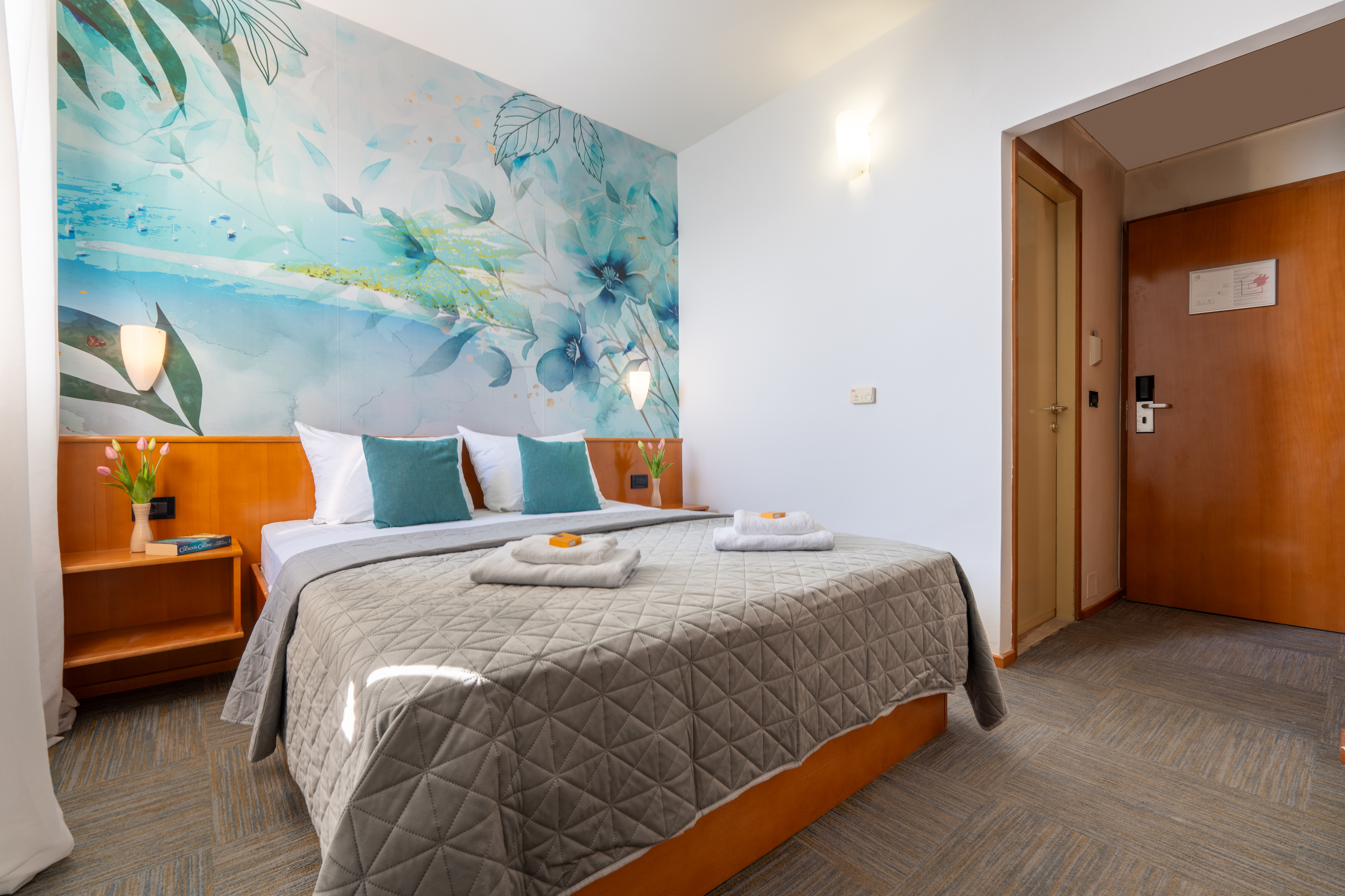 Double or Twin Standard