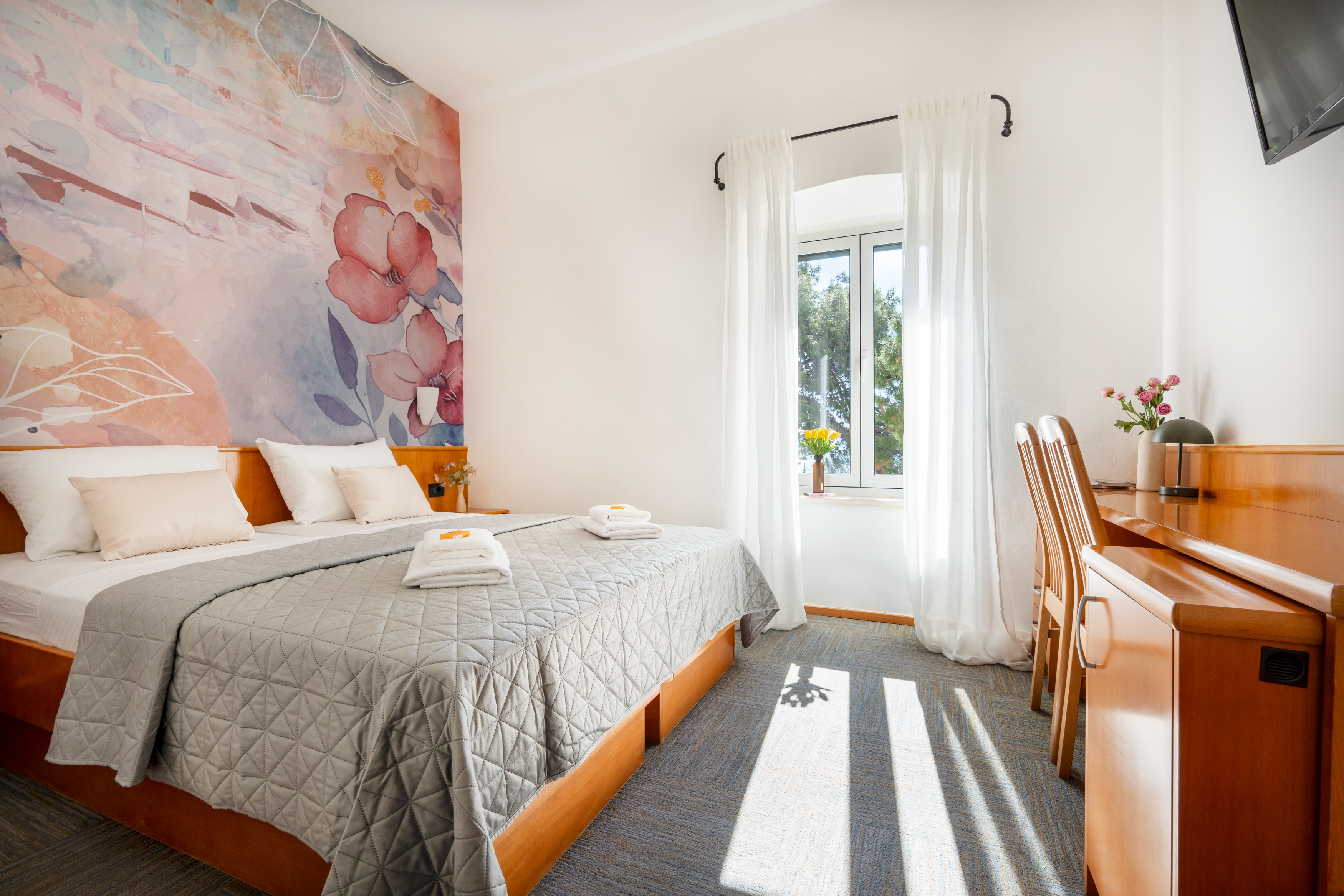 Double or Twin Standard