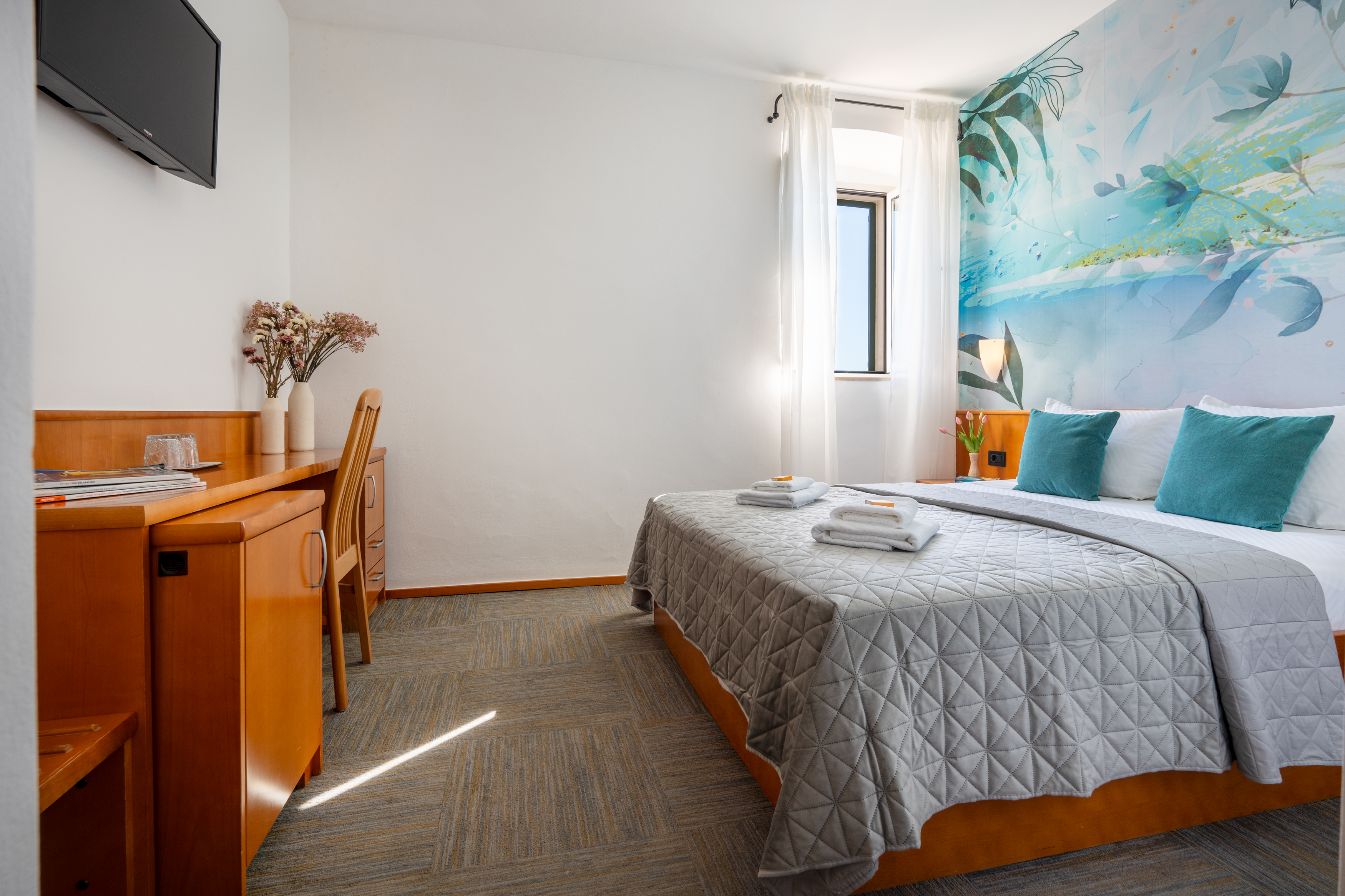 Double or Twin Standard