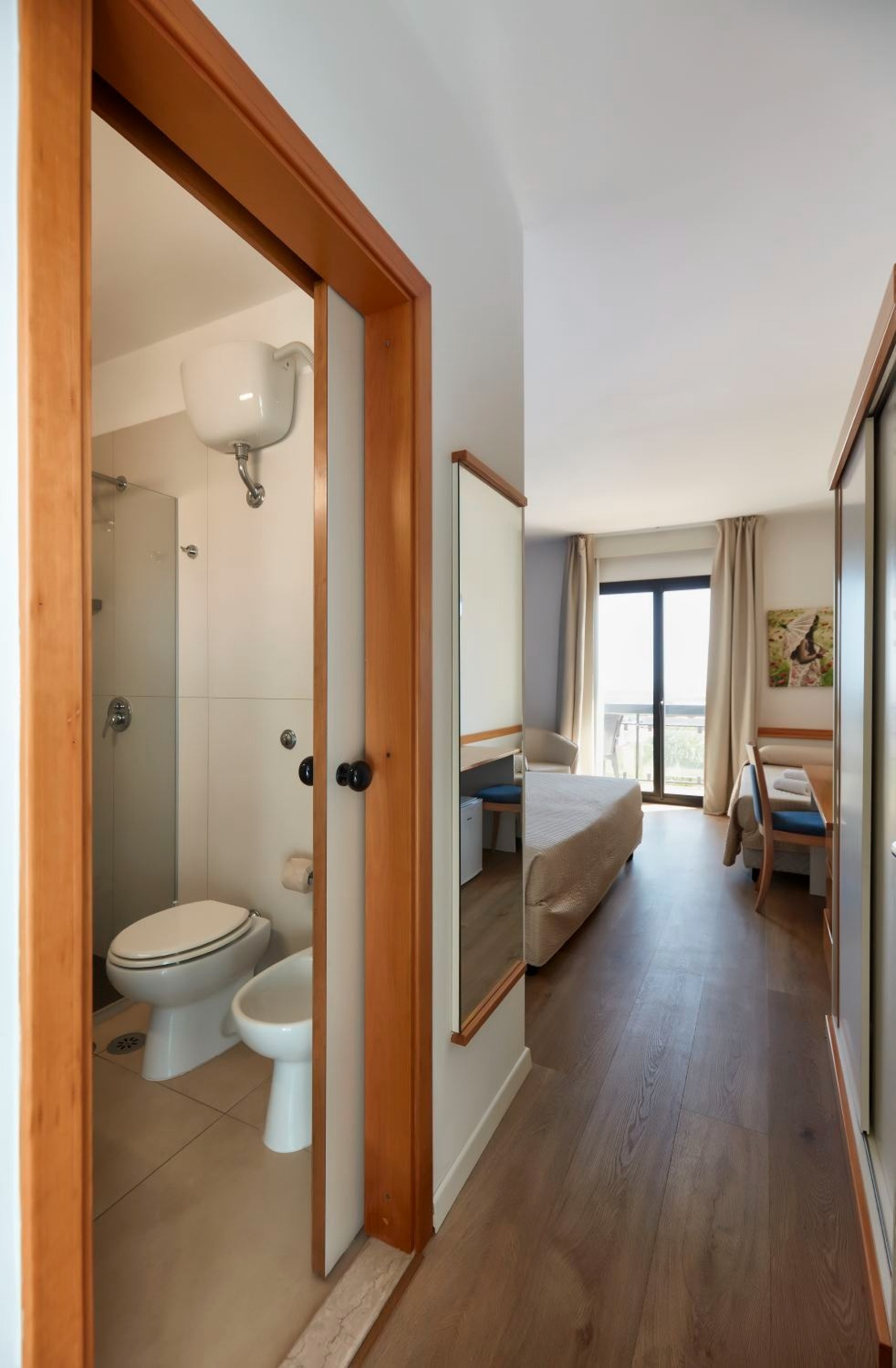 Double or Twin Standard