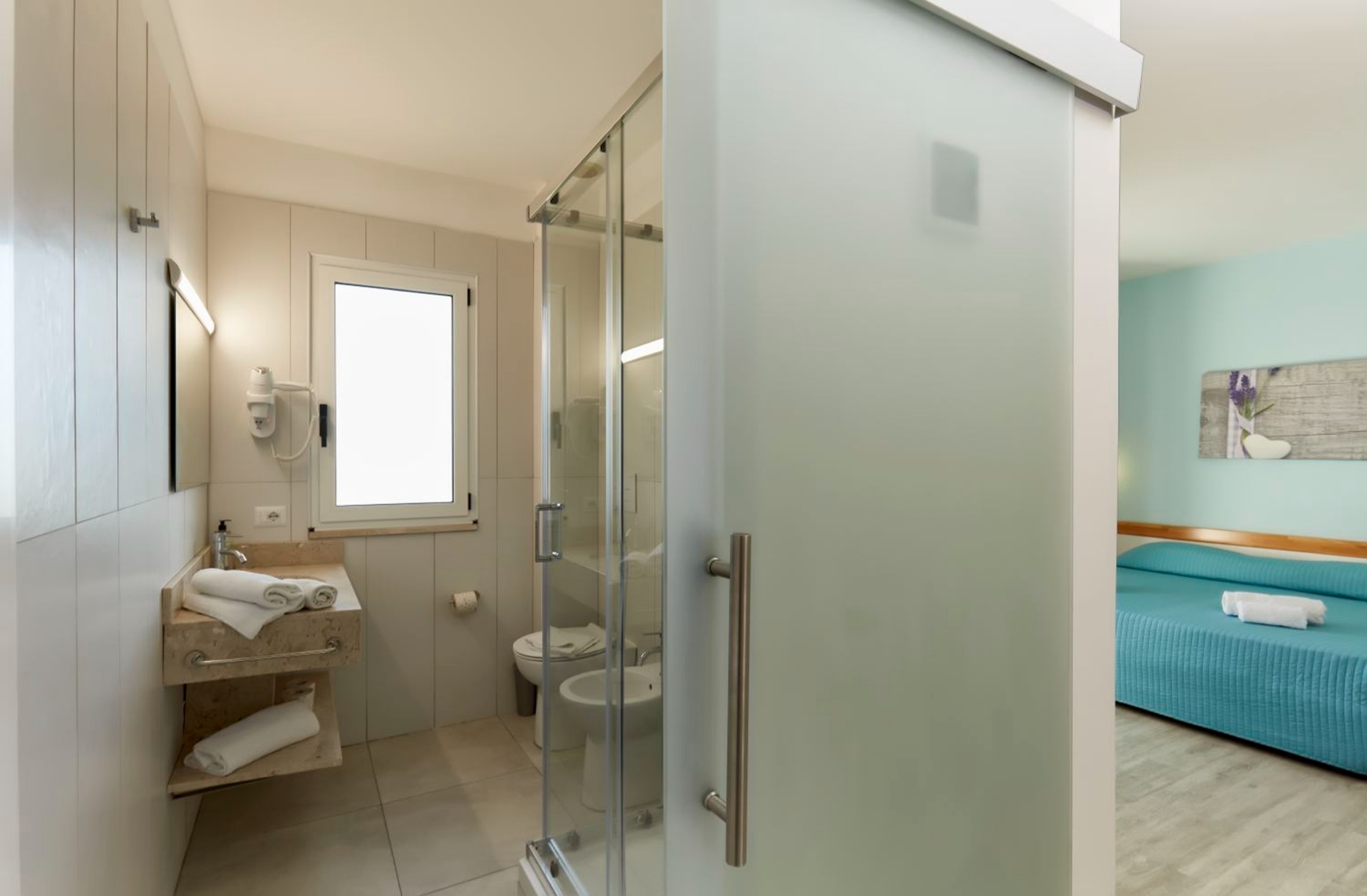 Double or Twin Standard