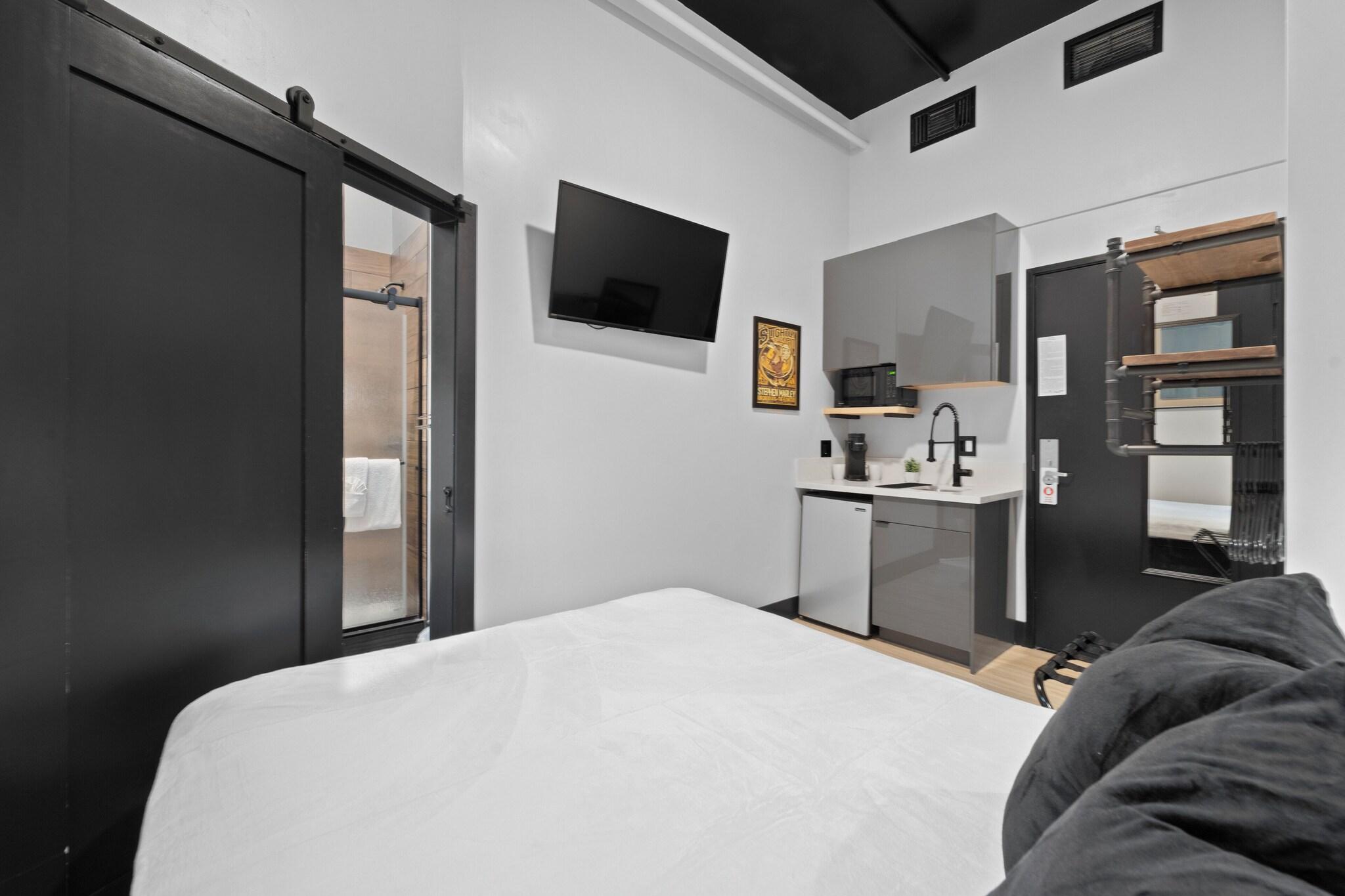 Double Queen Size Bed