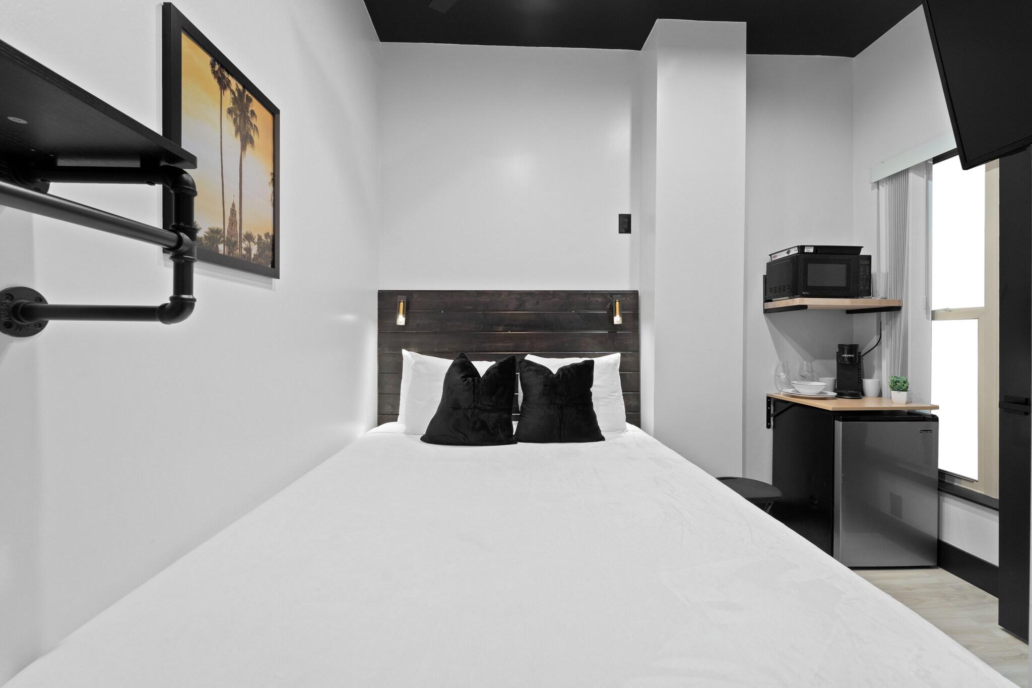 Double Queen Size Bed