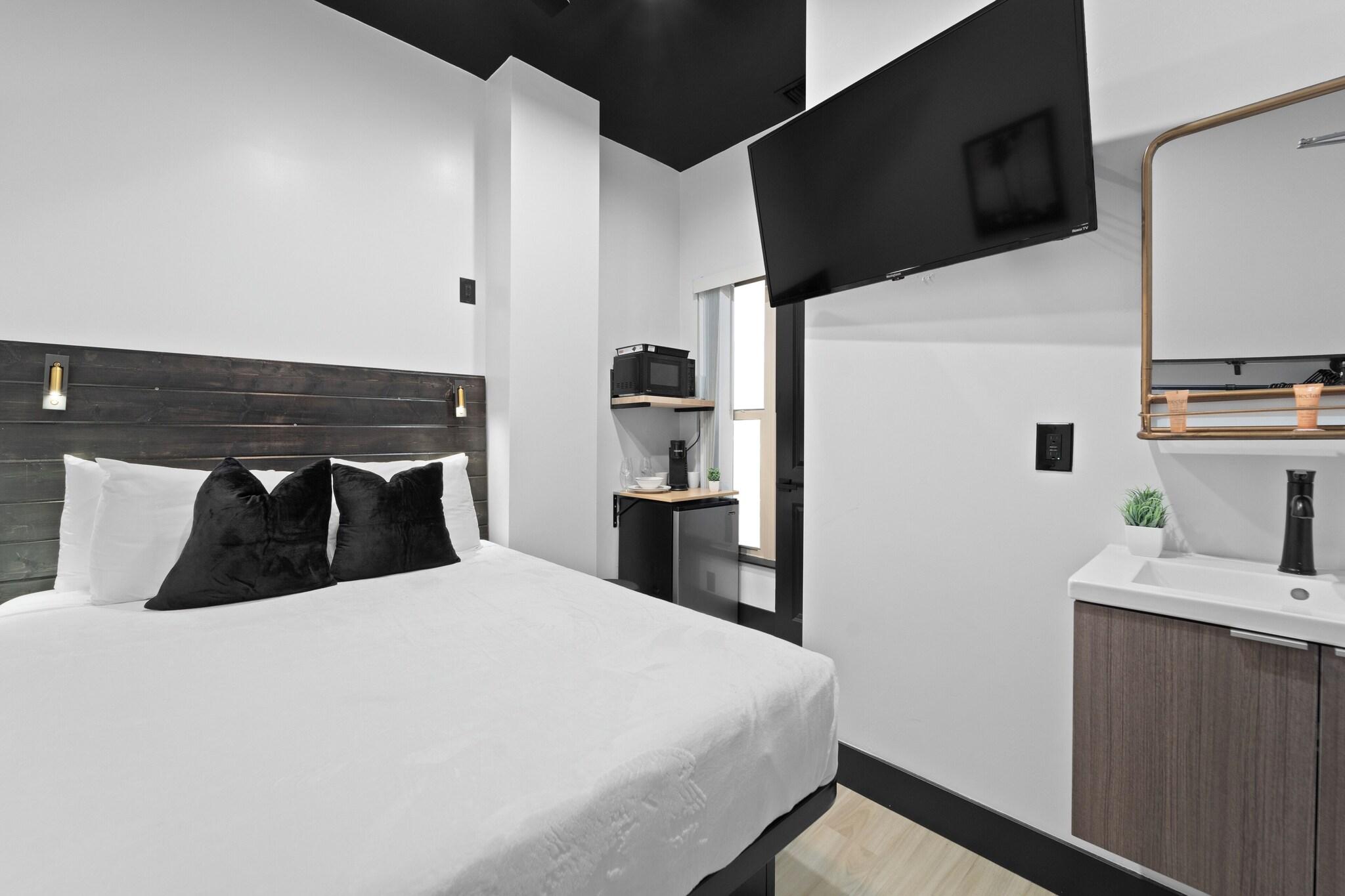 Double Queen Size Bed