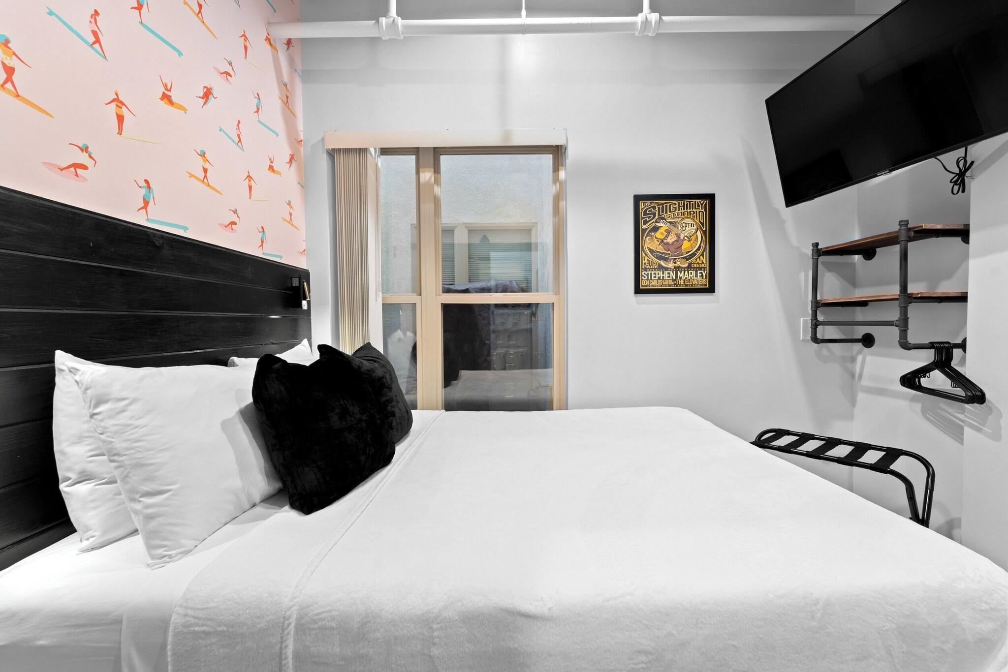 Double Queen Size Bed