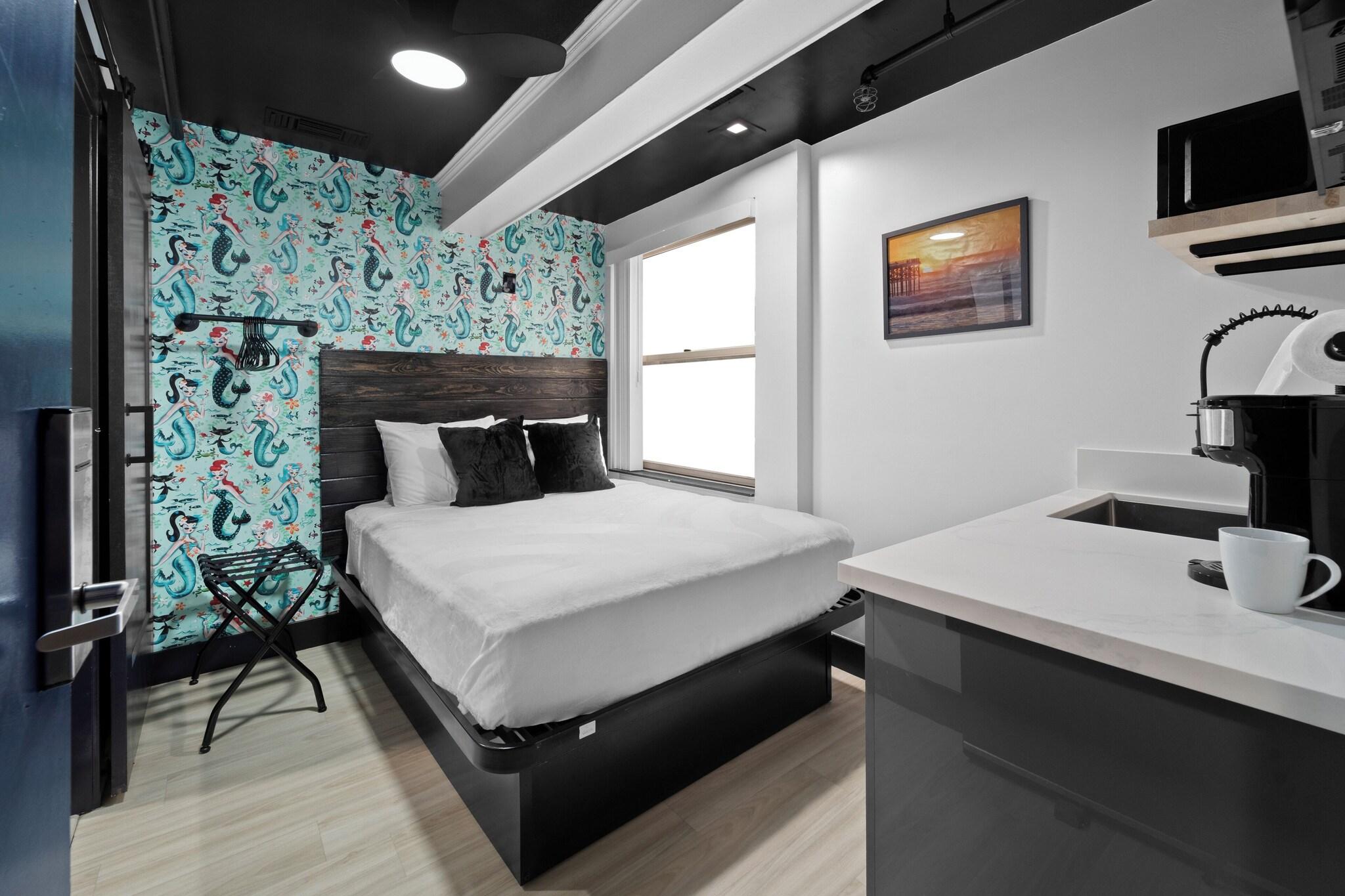 Double Queen Size Bed