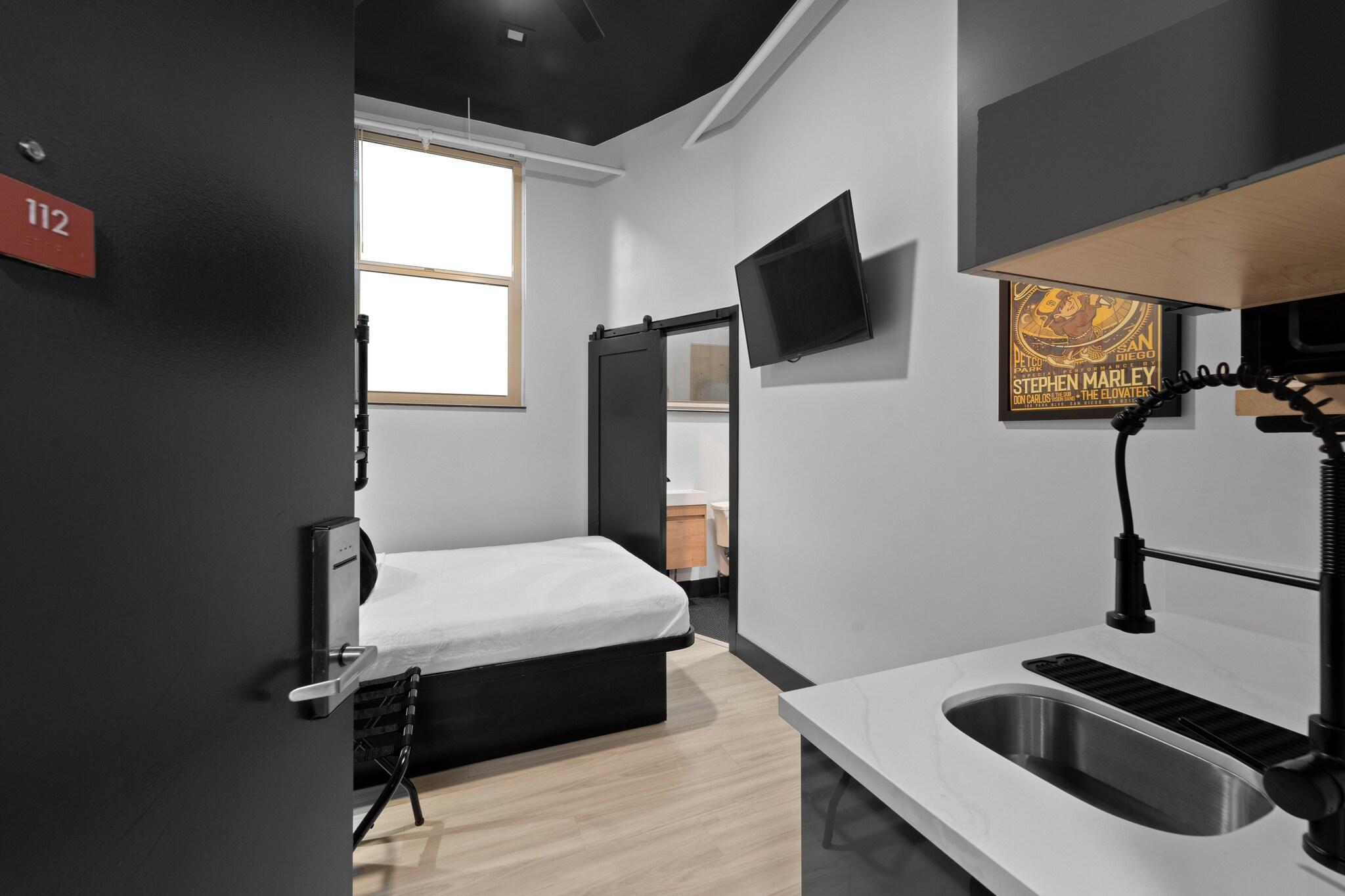 Double Queen Size Bed