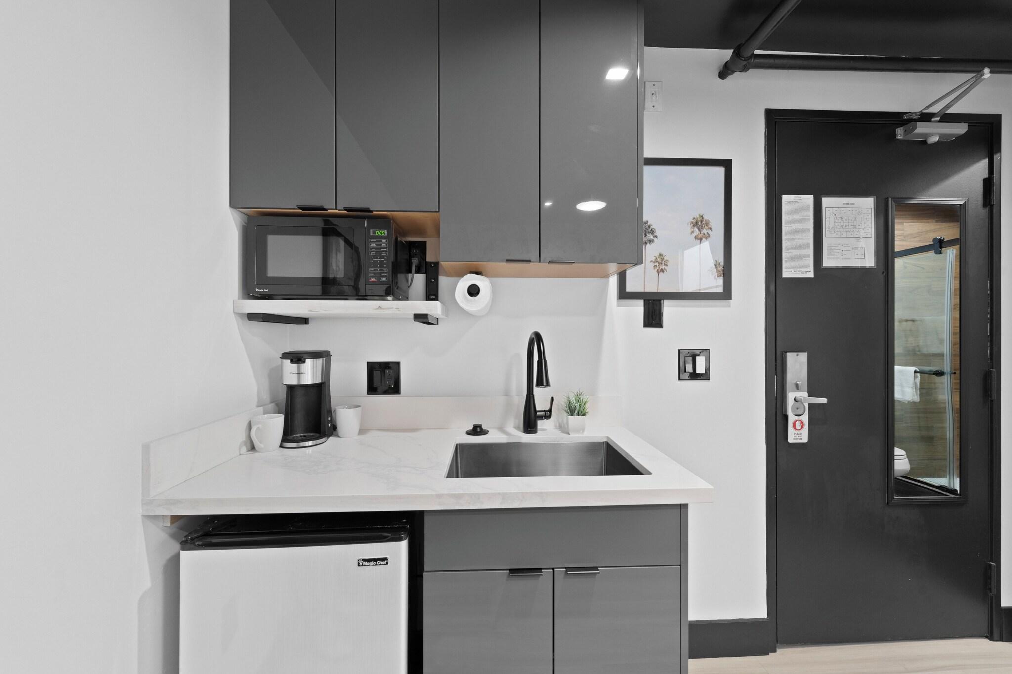 Double Queen Size Bed