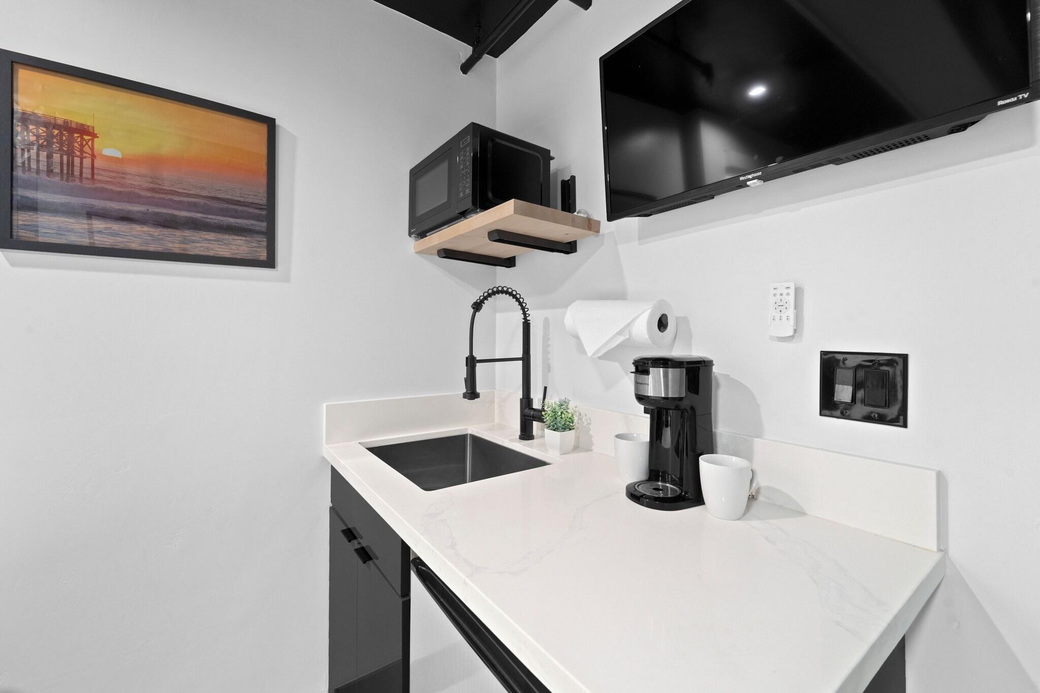 Double Queen Size Bed