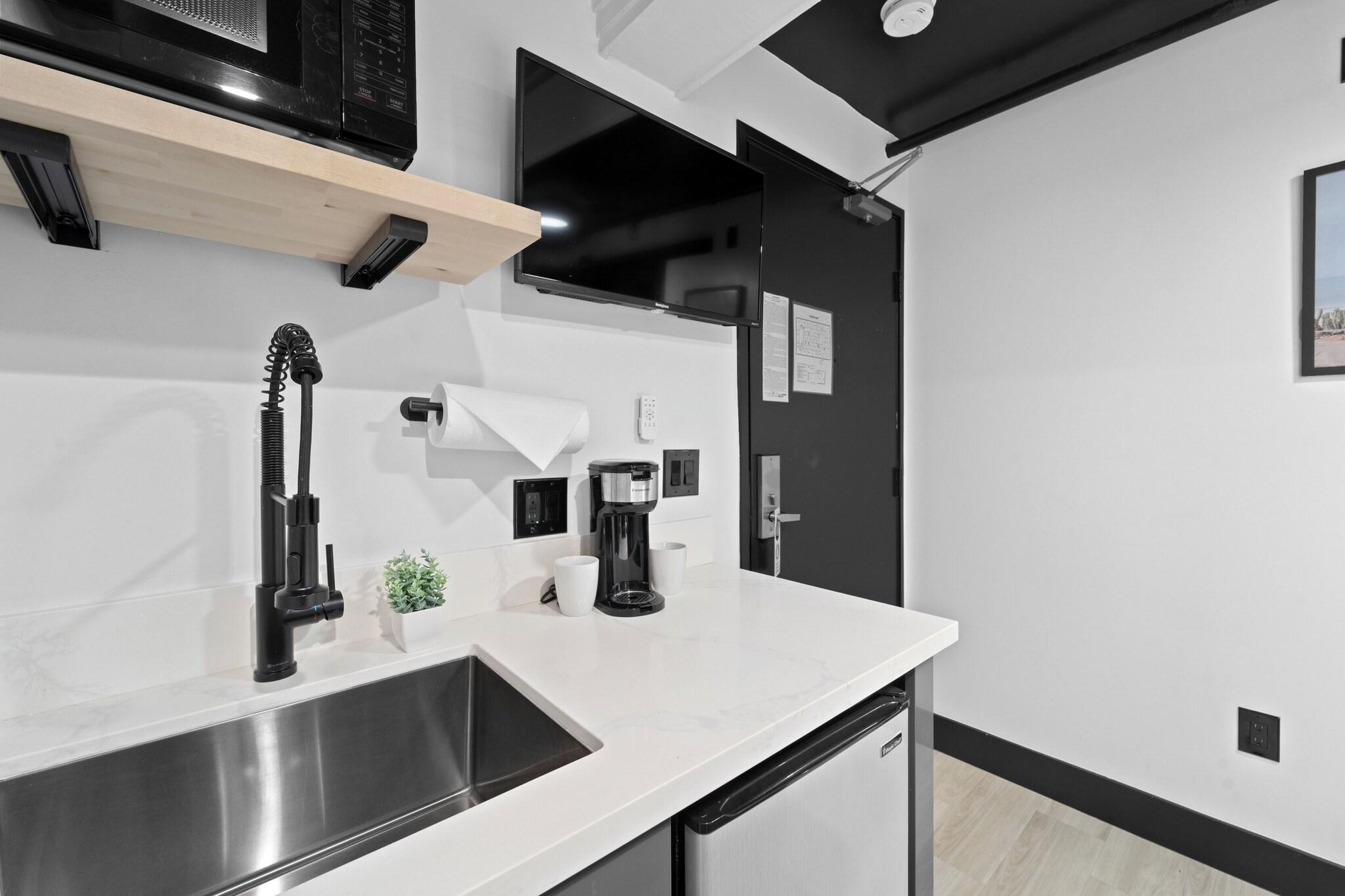 Double Queen Size Bed