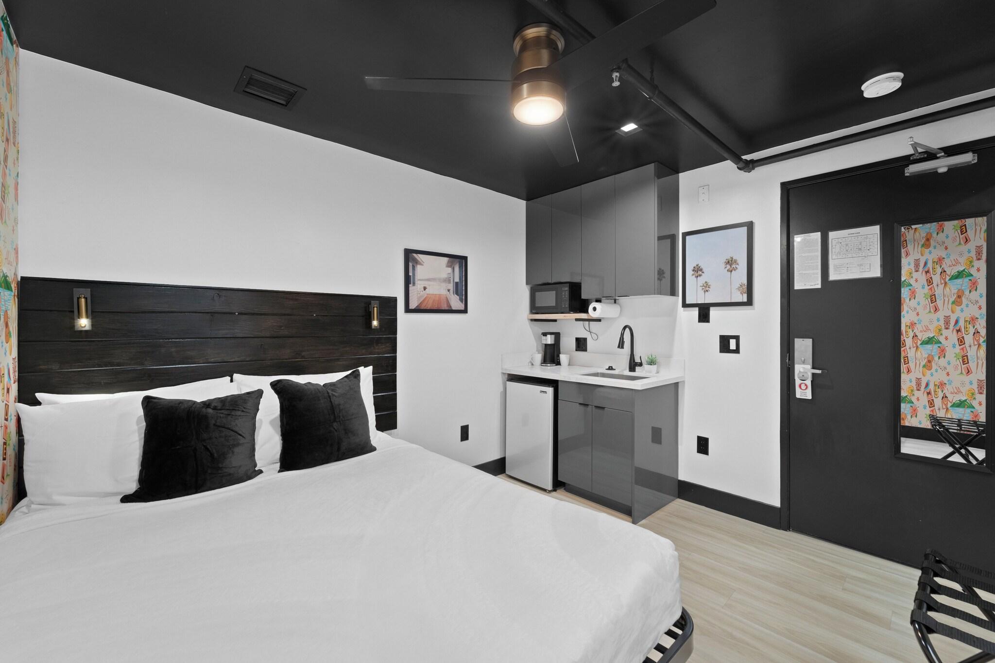 Double Queen Size Bed