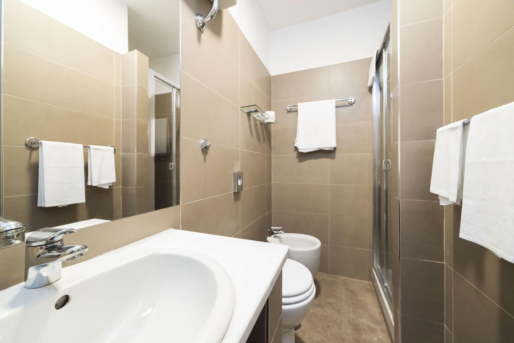 Double Classic Queen Bed