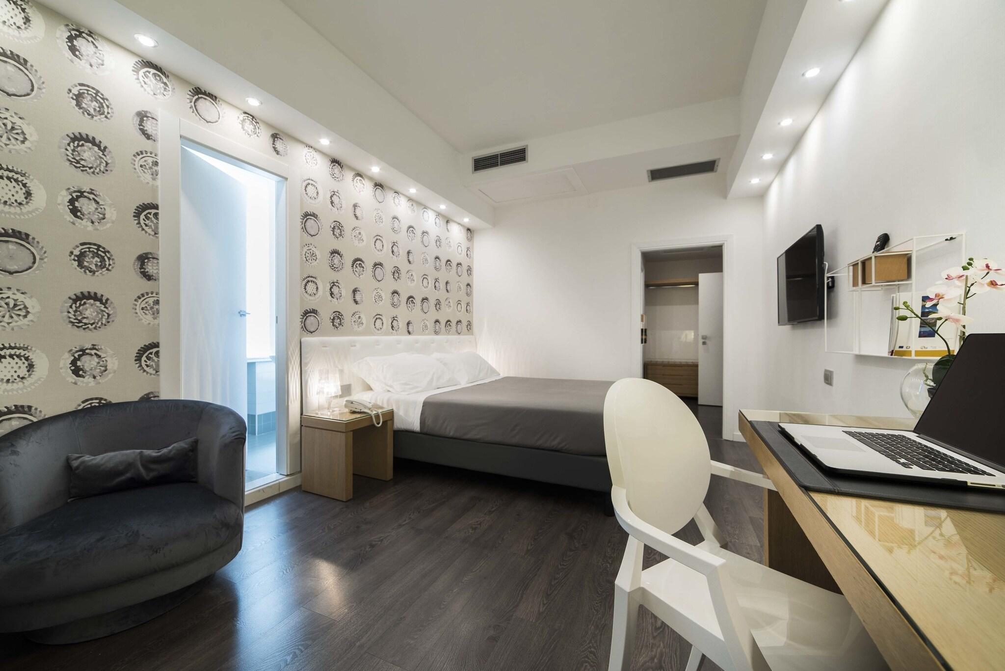 Quadruple Deluxe Two Beds