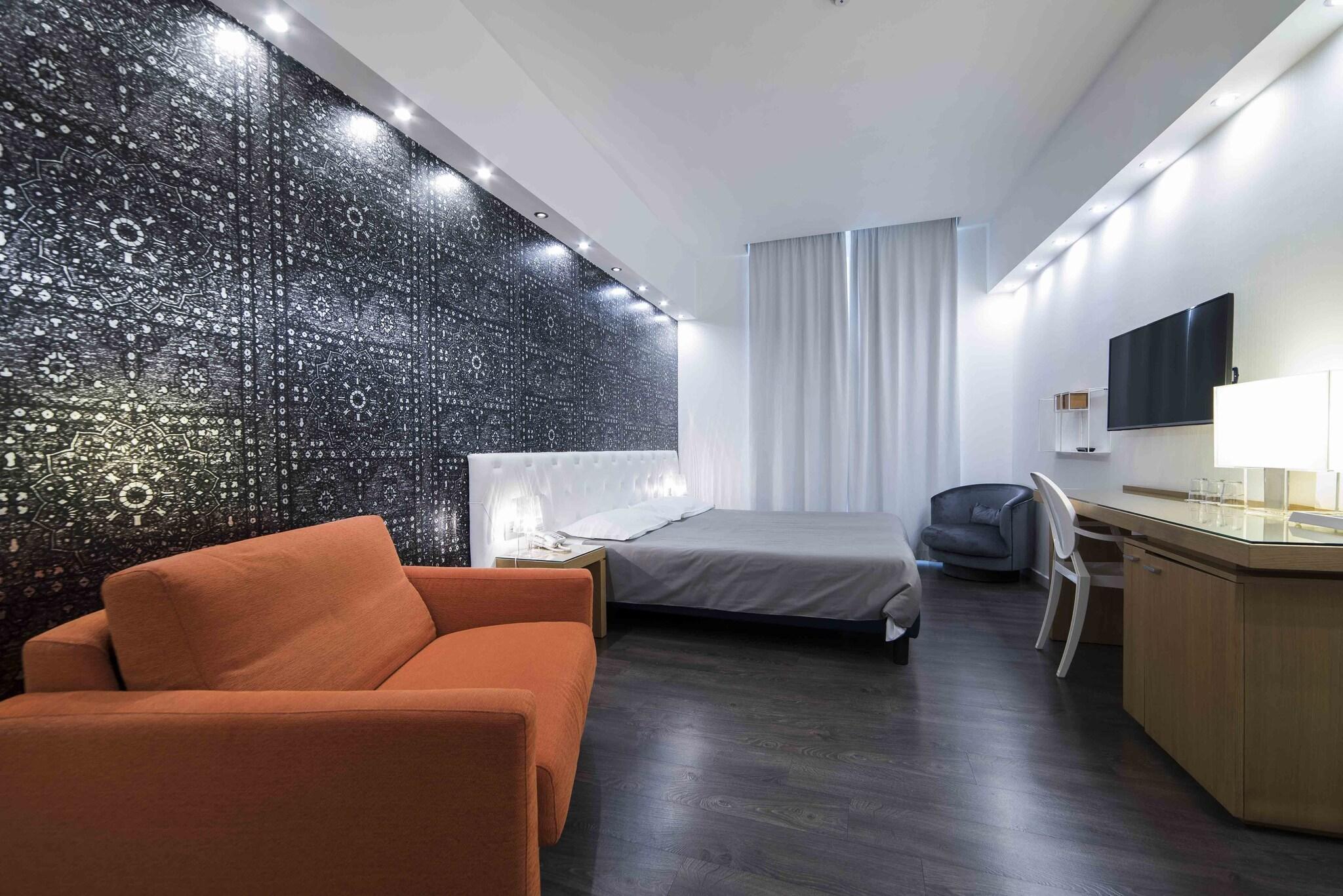 Triple Superior Queen Bed