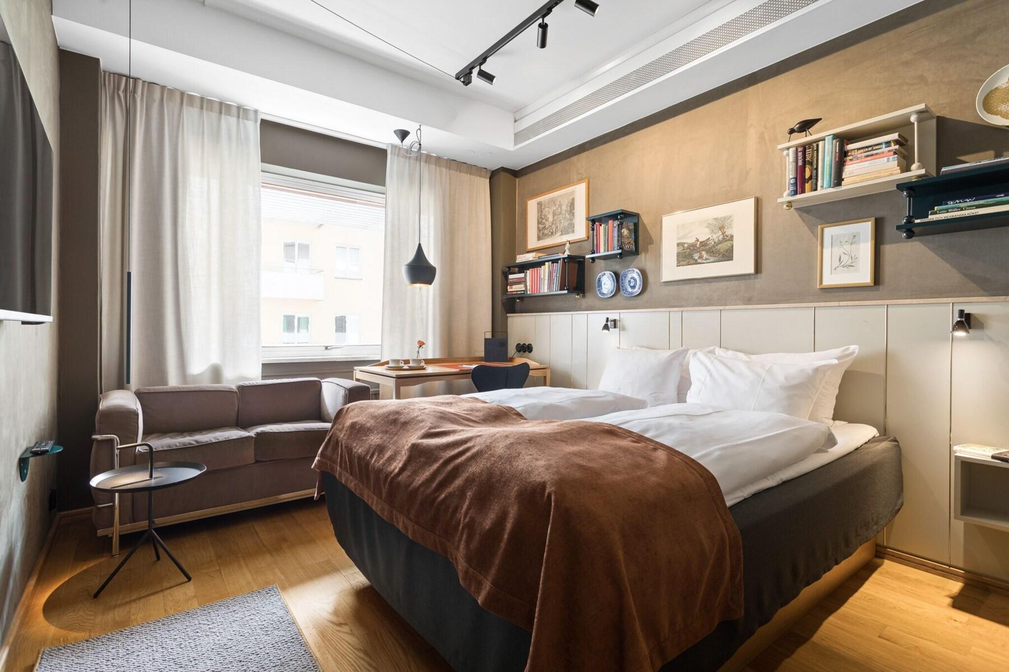 Double Superior Queen Bed