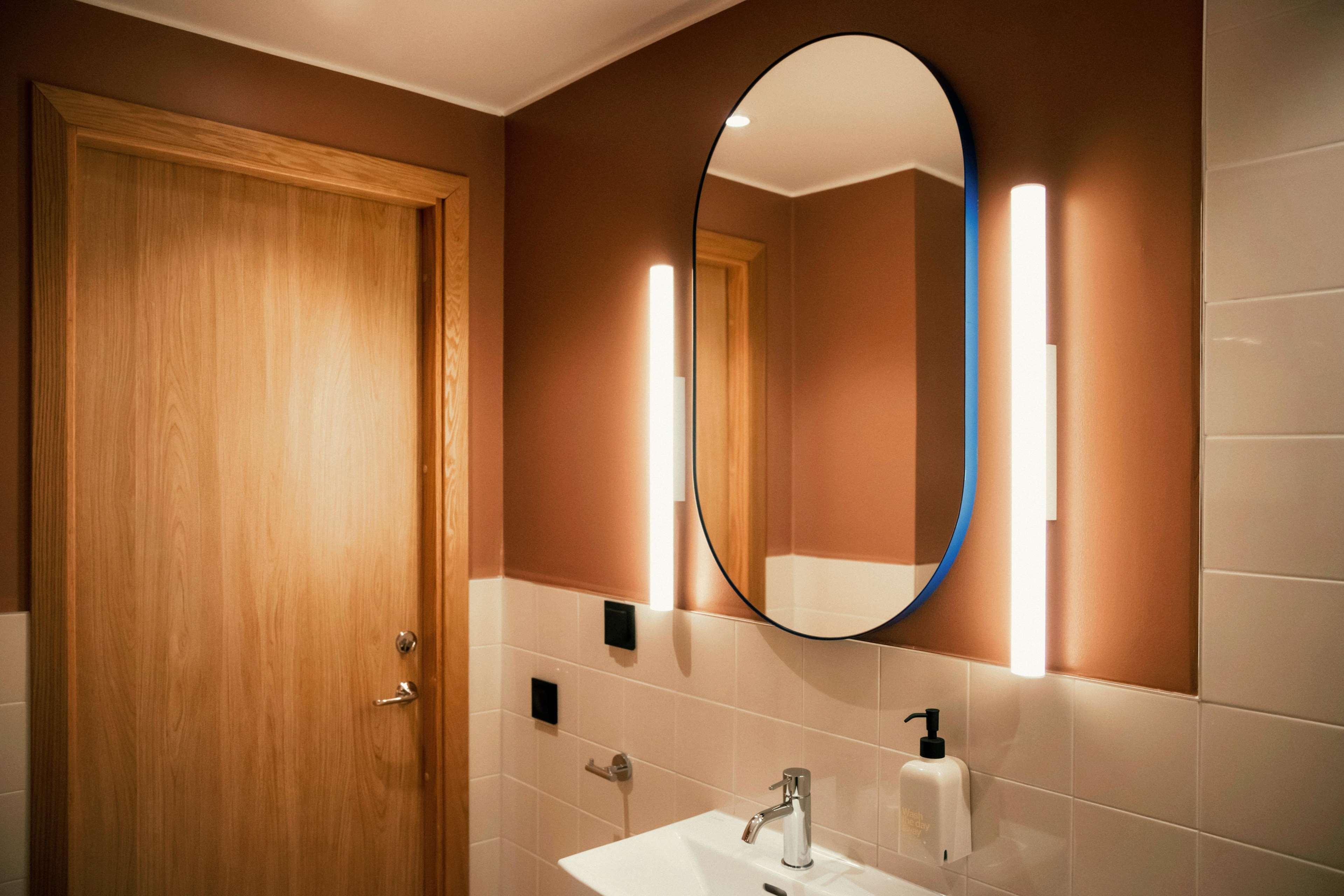 Double Queen Size Bed