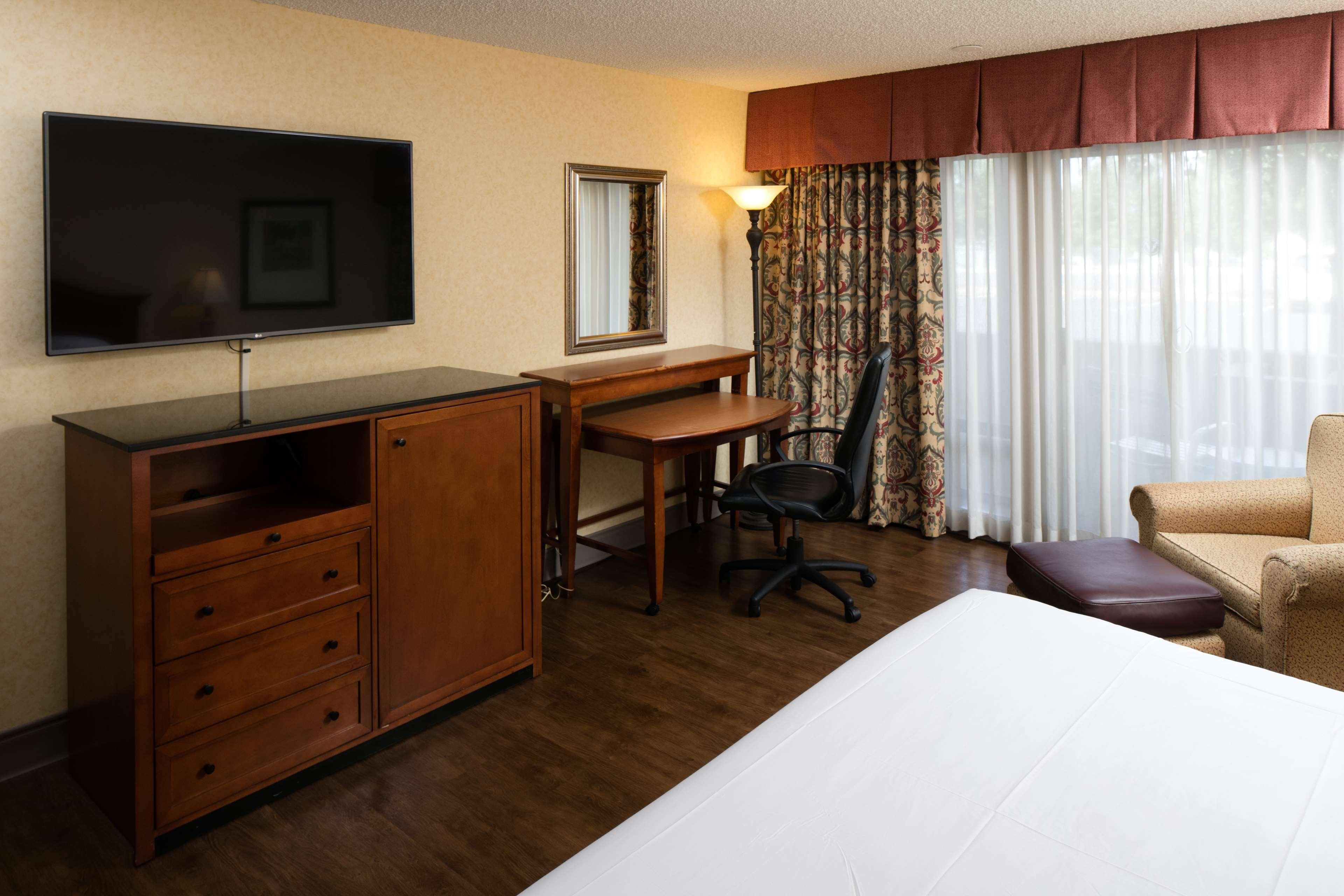 Double Accessible King Size Bed