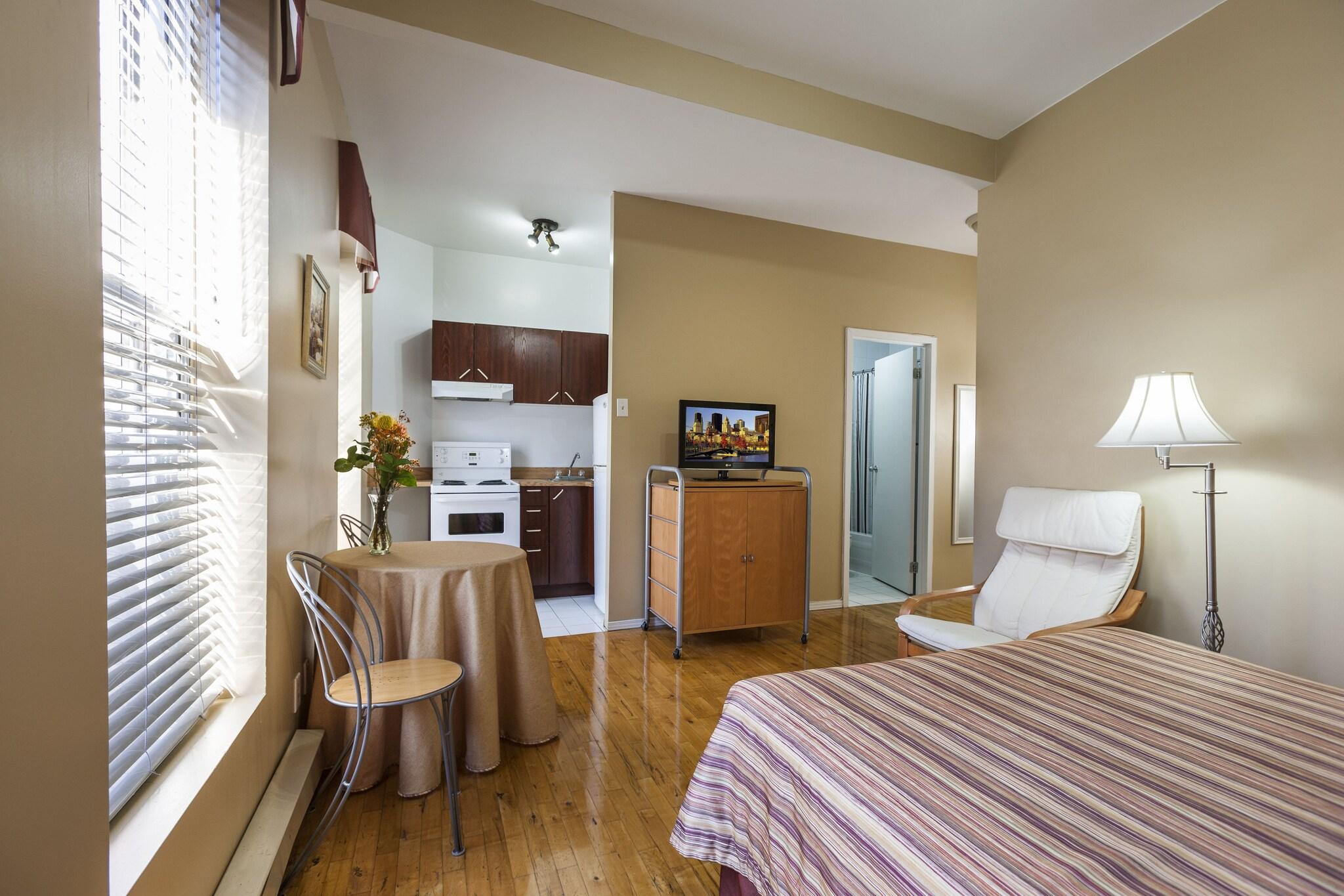 Studio with Double Bed