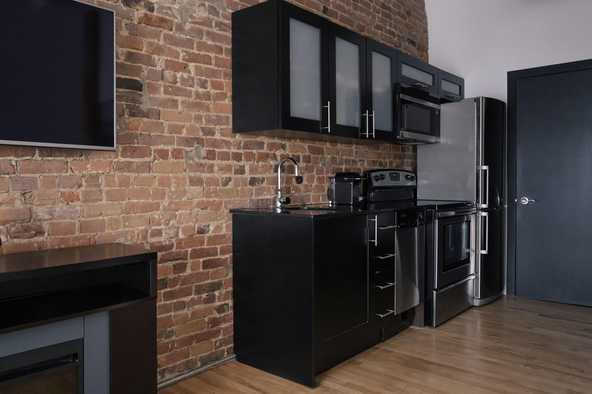 Studio King Size Bed