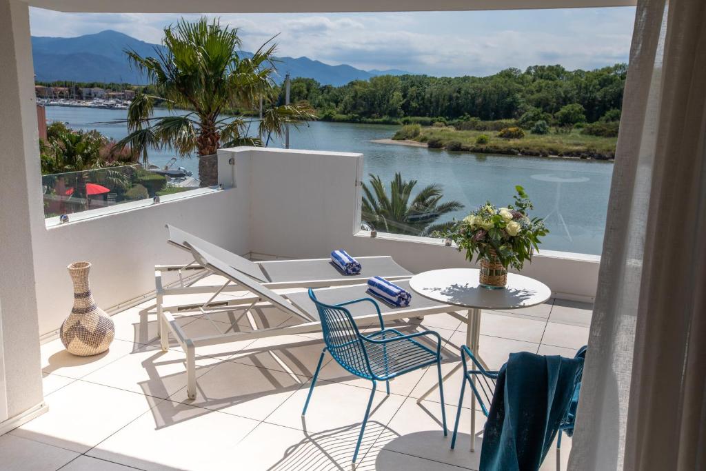 Double Deluxe with Terrace