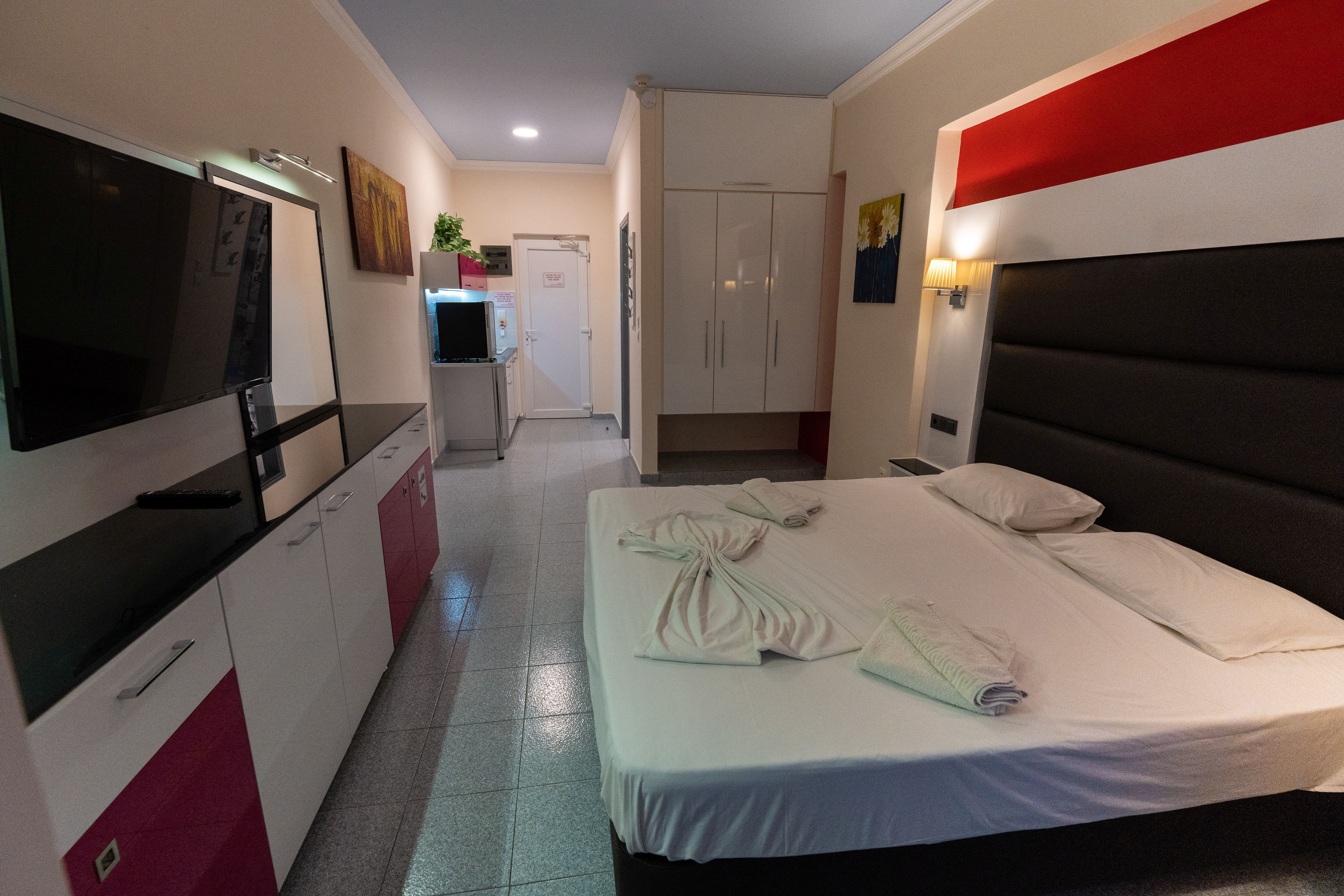 Double or Twin Standard