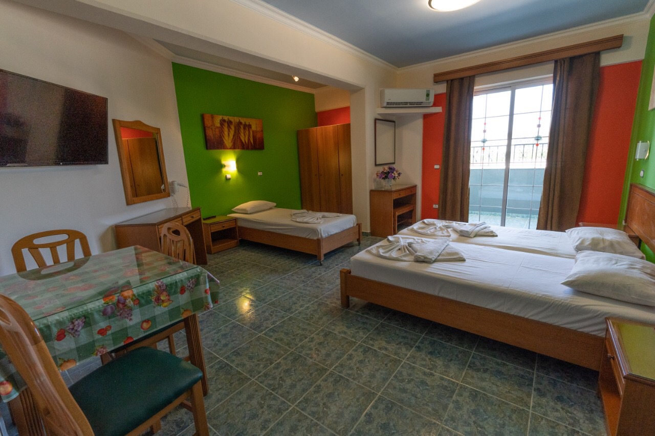 Double or Twin Standard