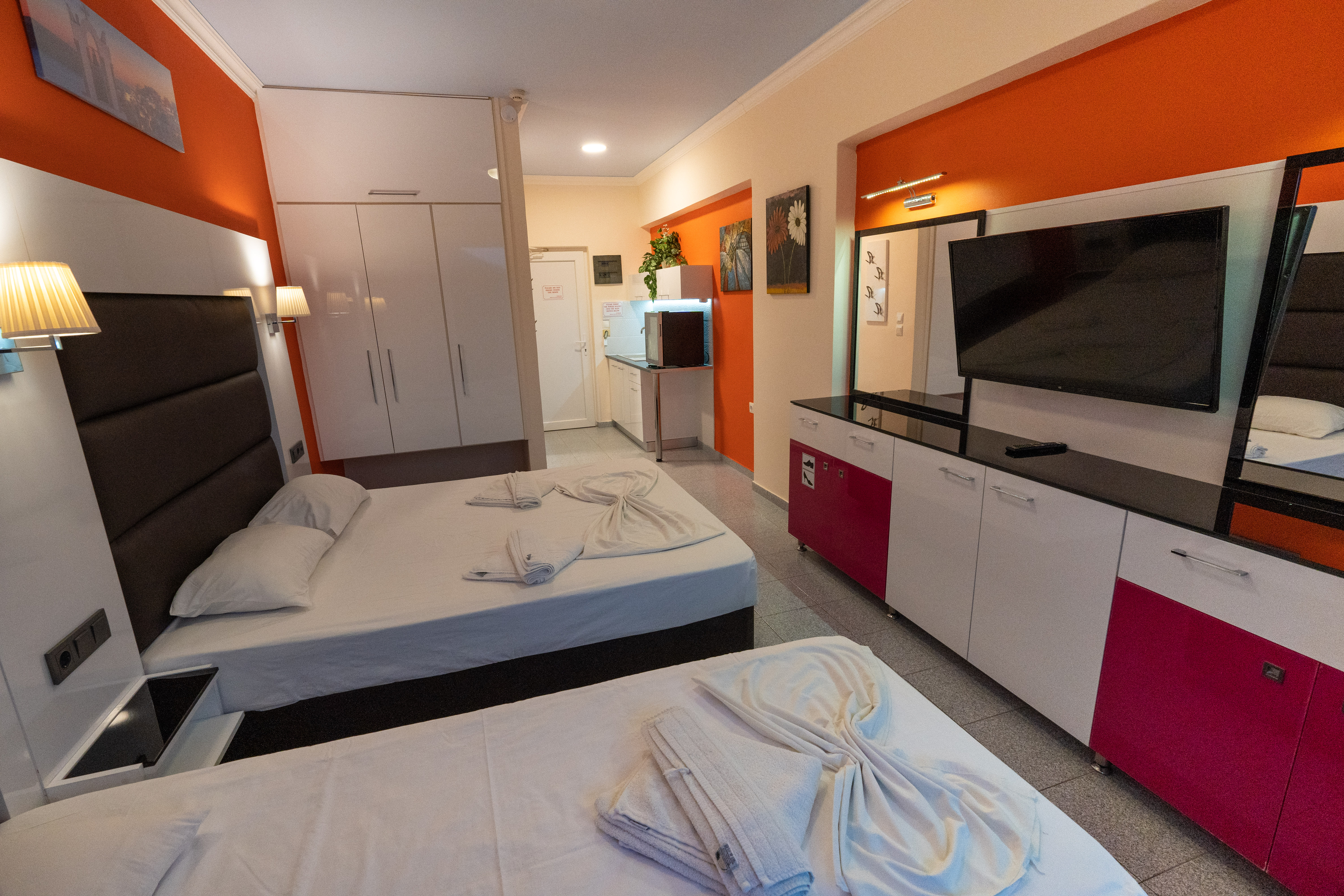 Double or Twin Standard