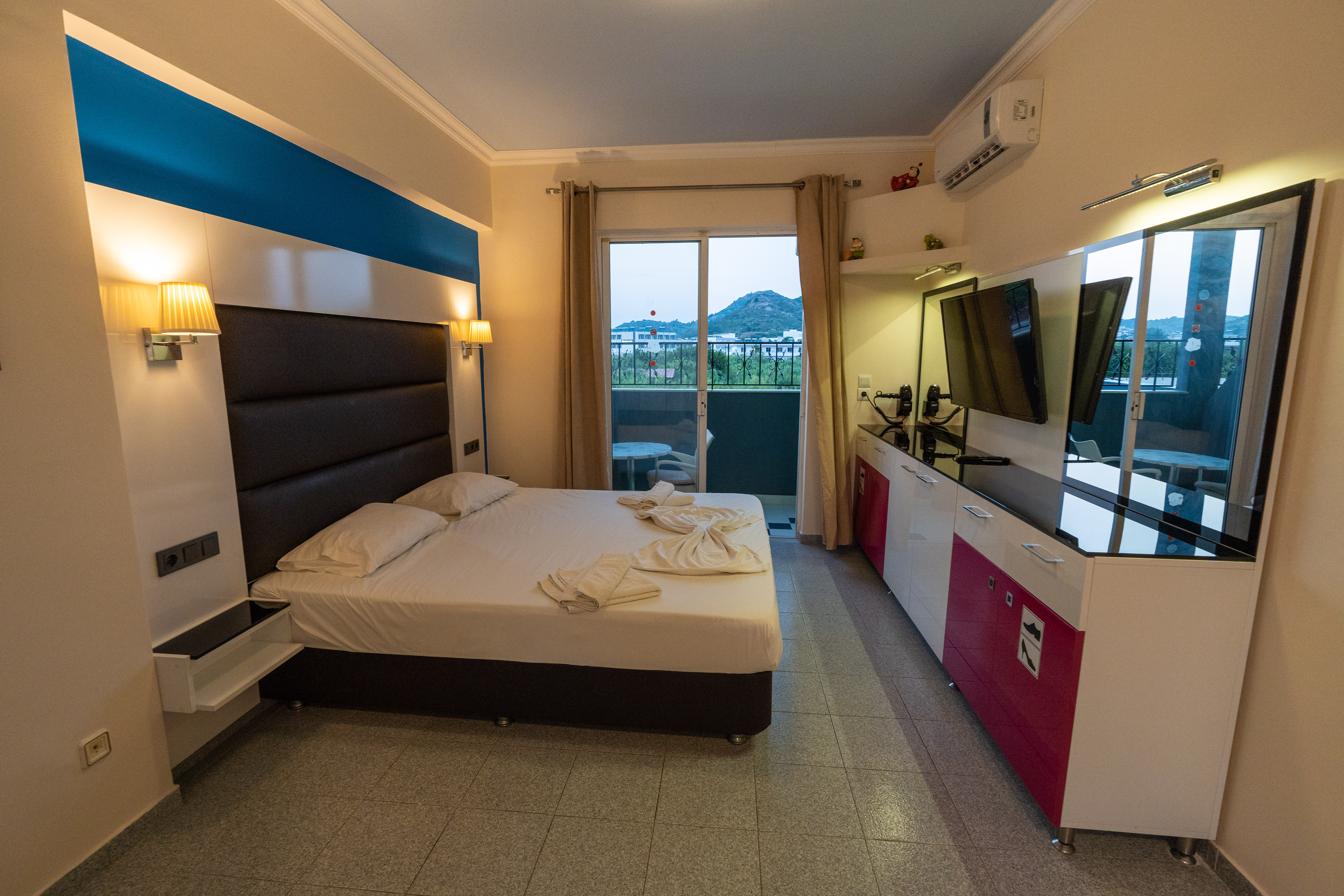 Double or Twin Standard