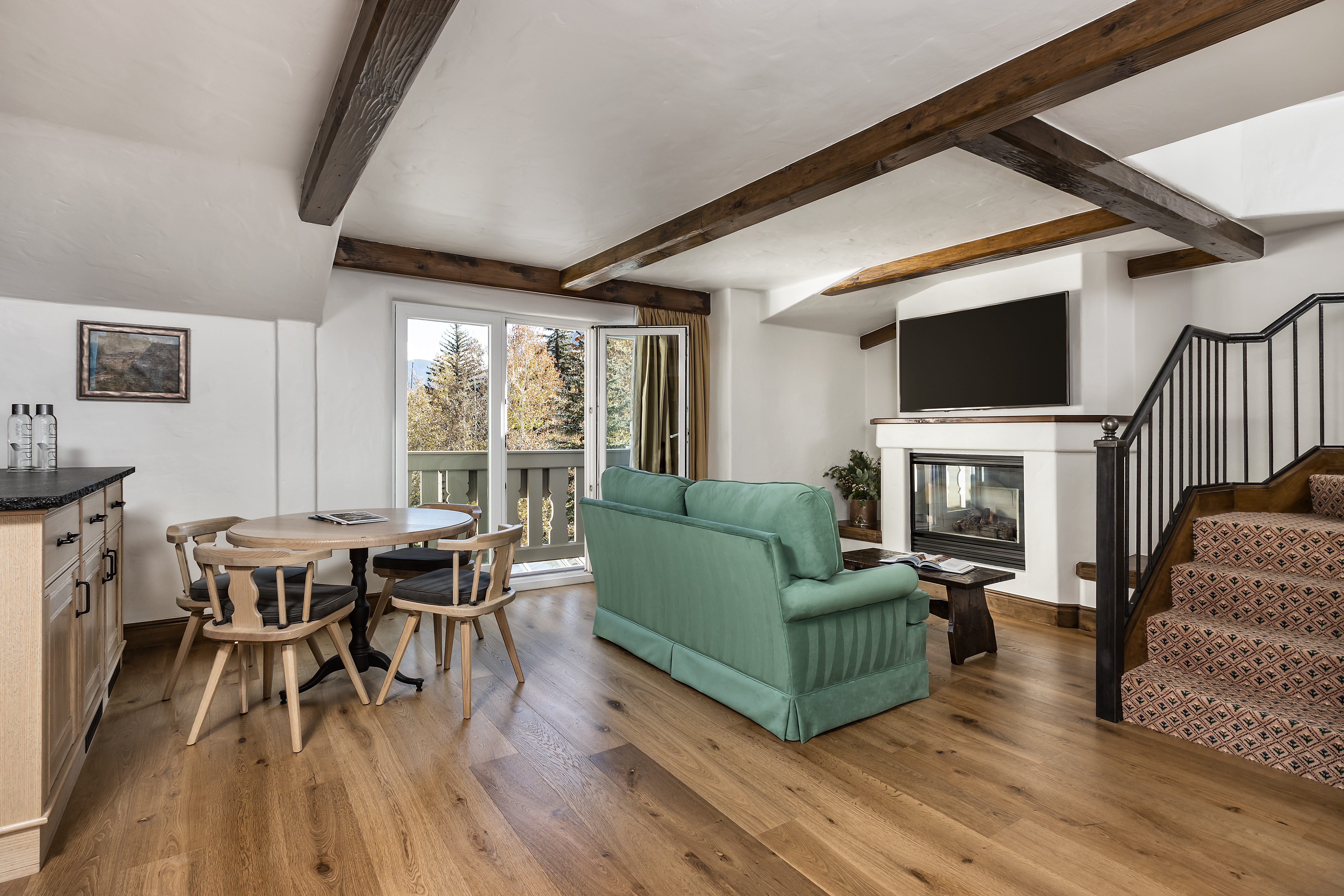 Suite King Bed Two Bedrooms