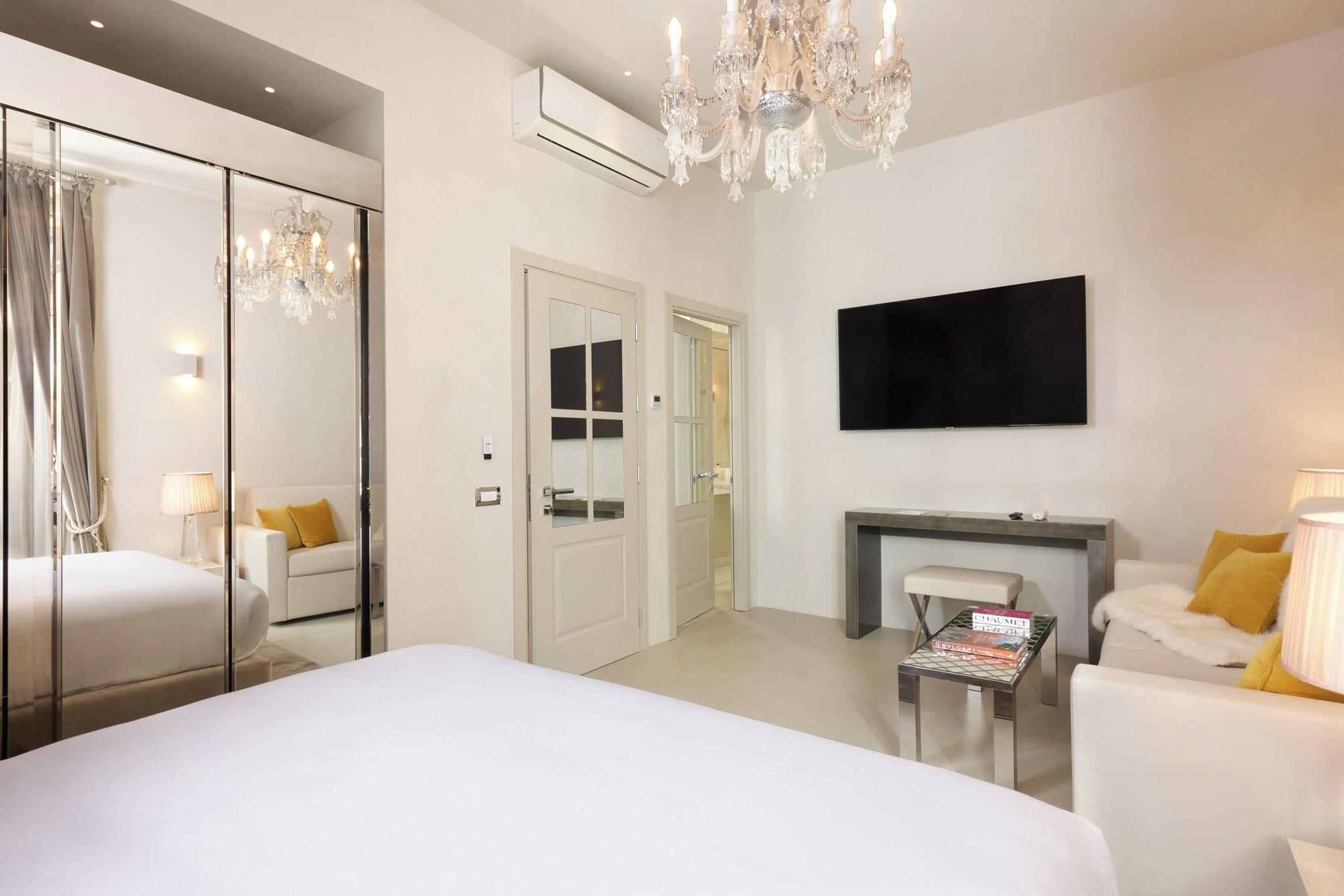 Double Deluxe King Bed