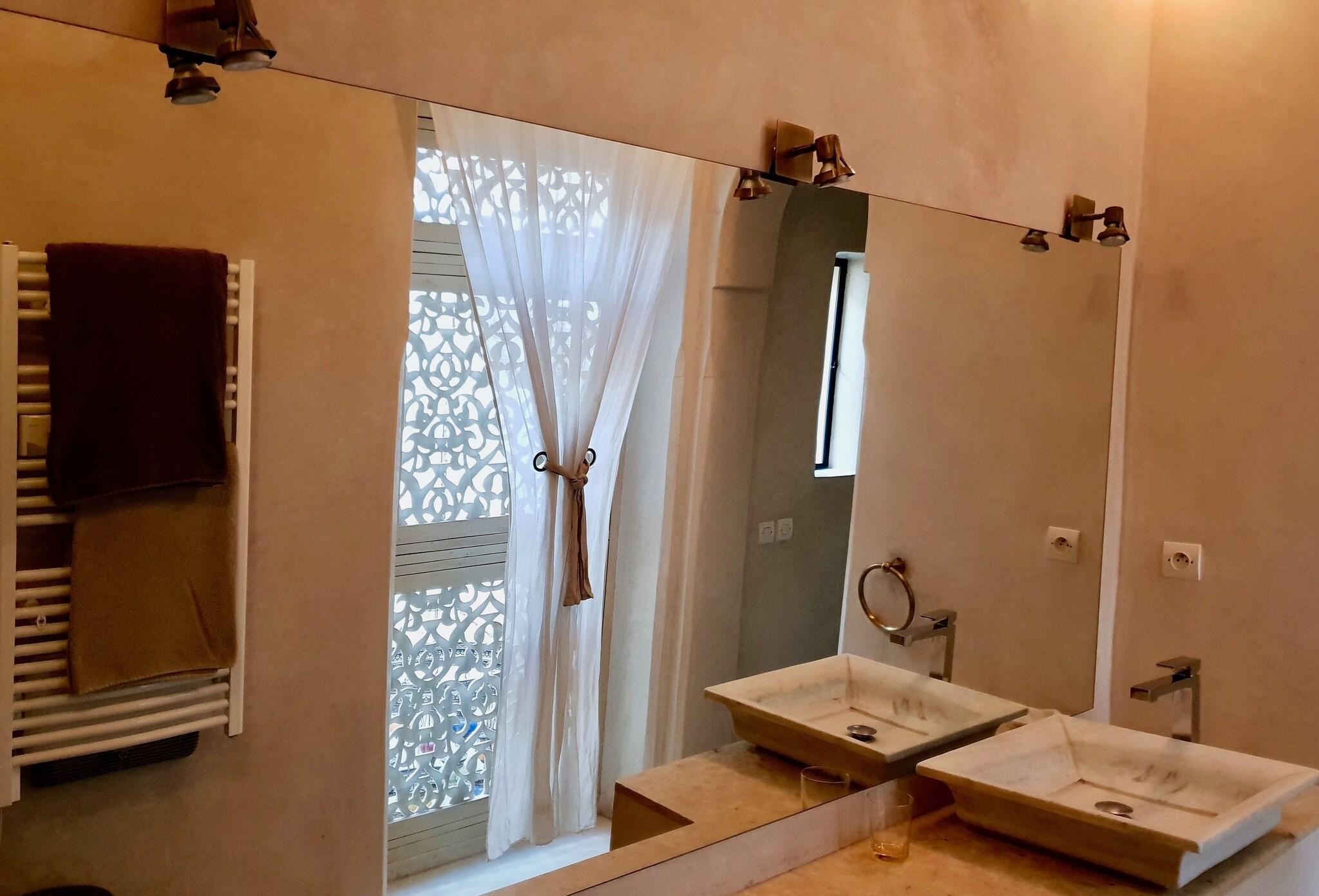 Suite Deluxe Pool View