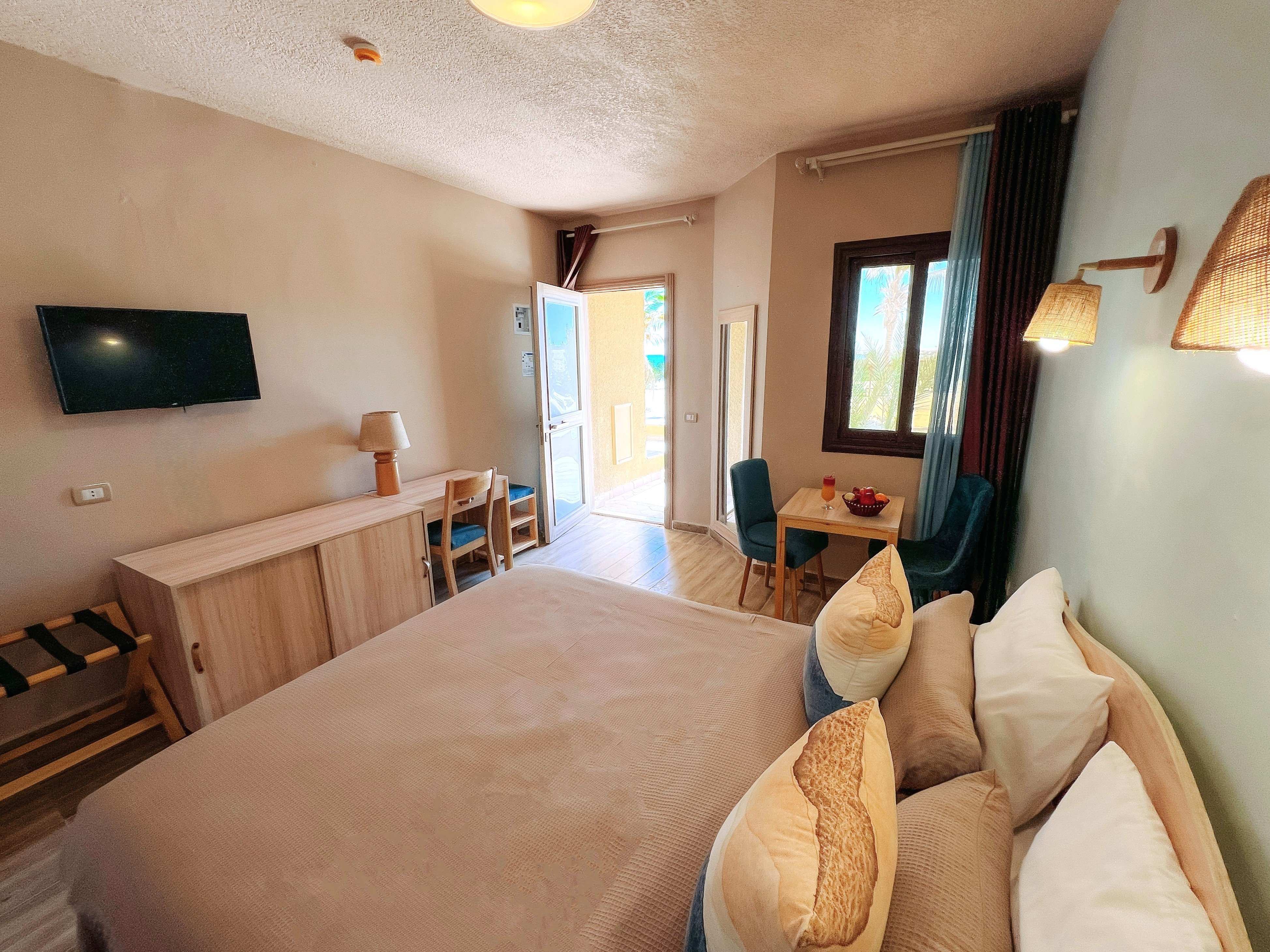 Double Queen Size Bed