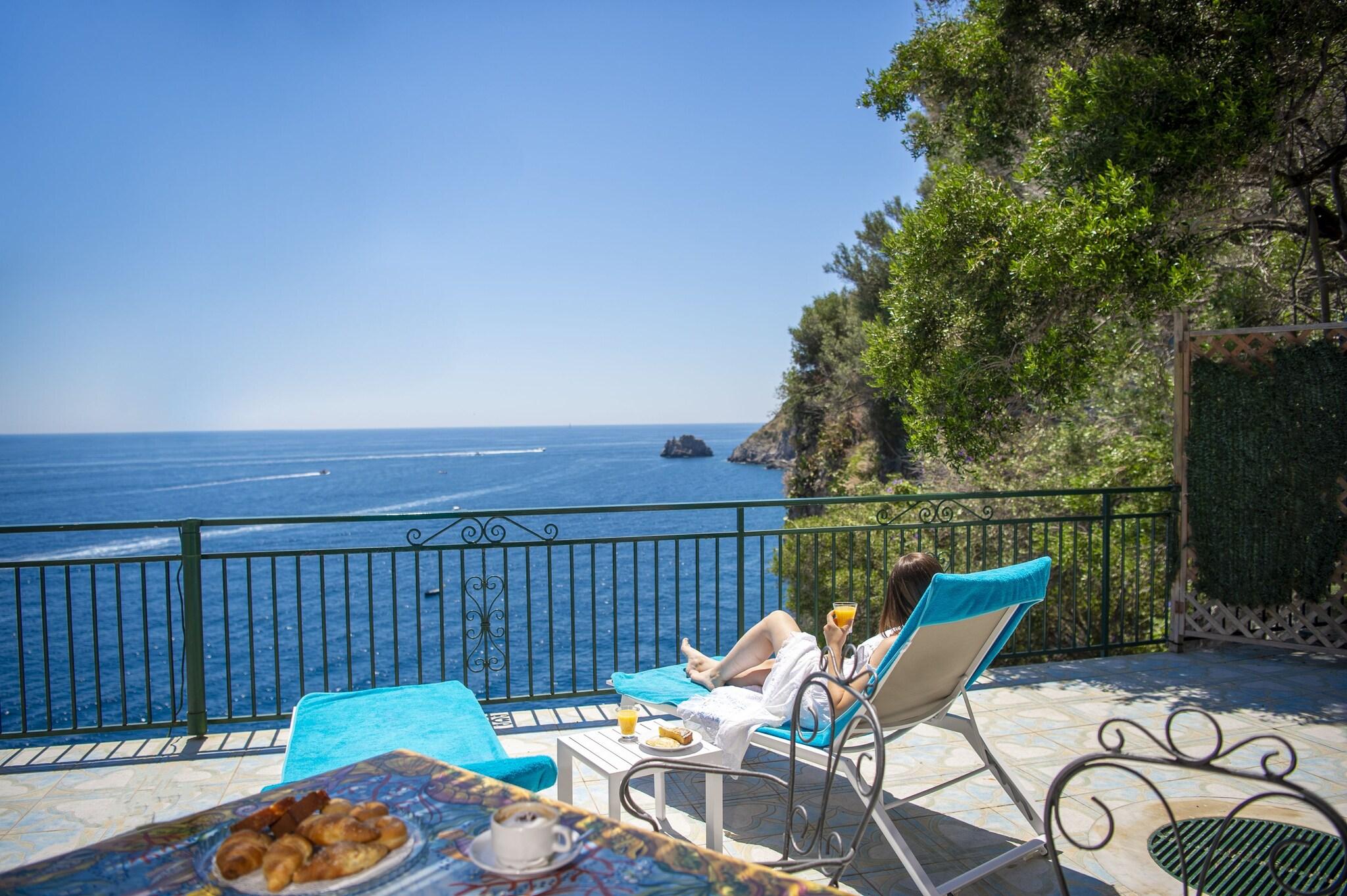 Junior Suite Sea View with Terrace