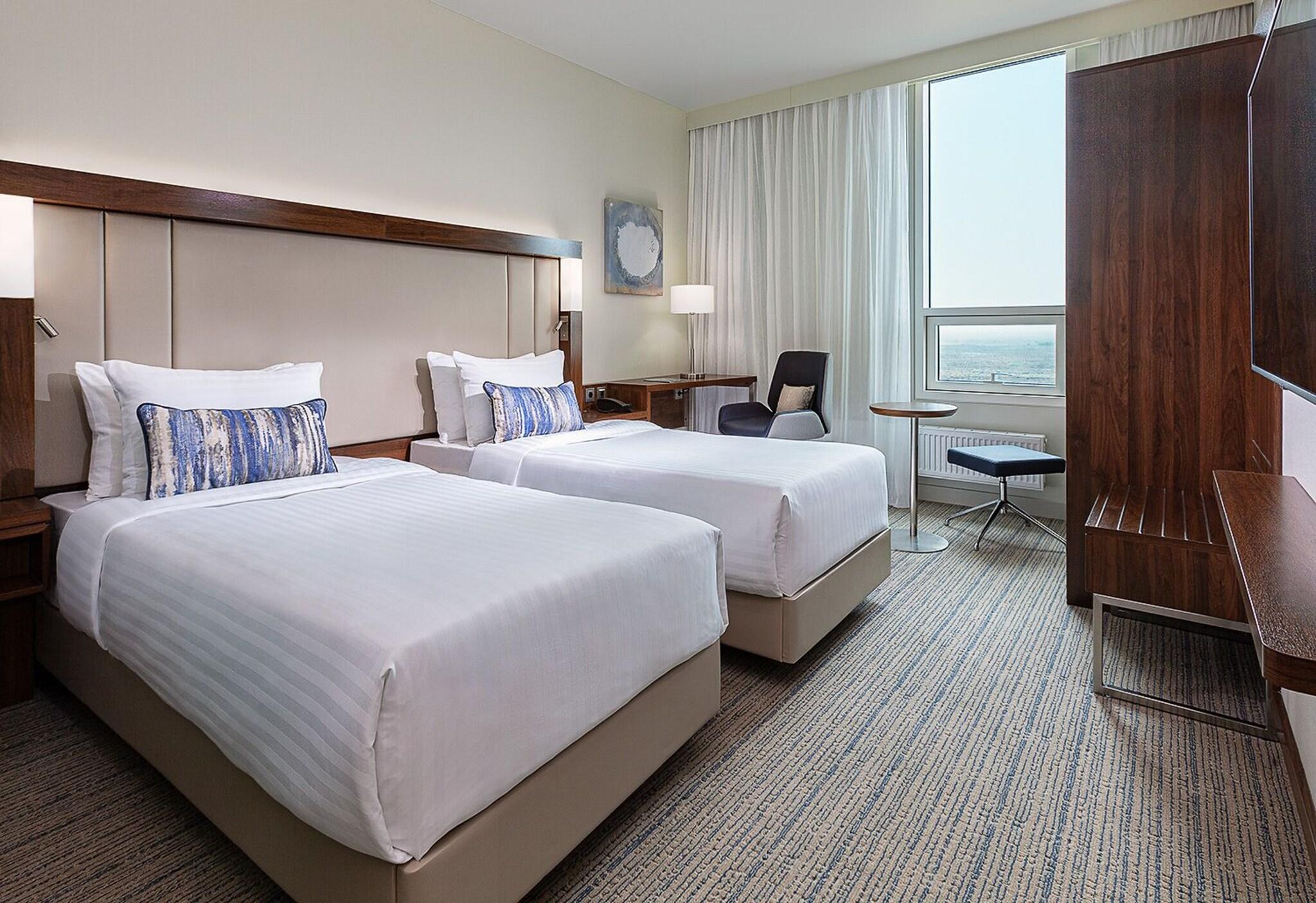 Double Deluxe King Bed