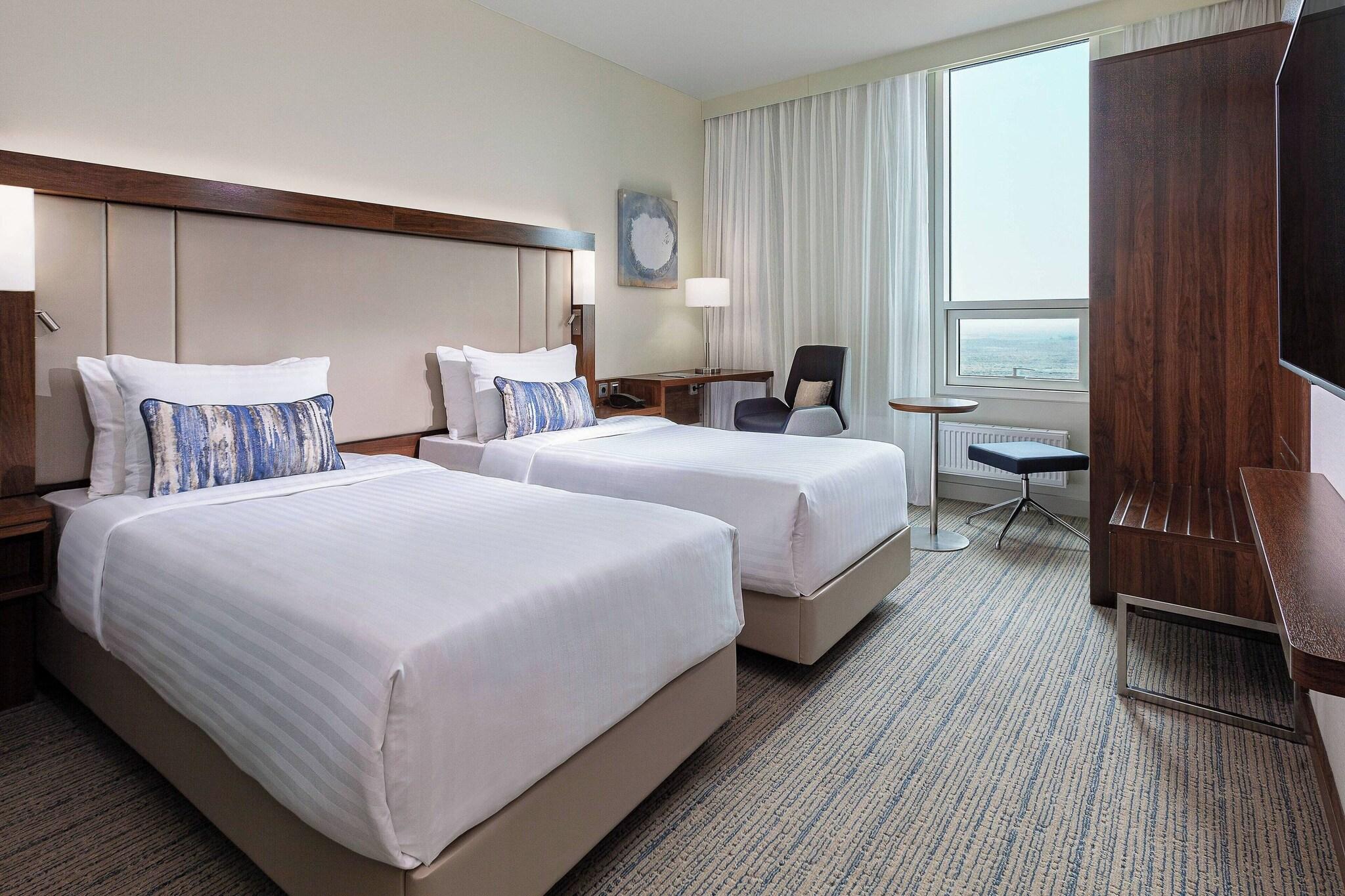 Double Deluxe King Bed