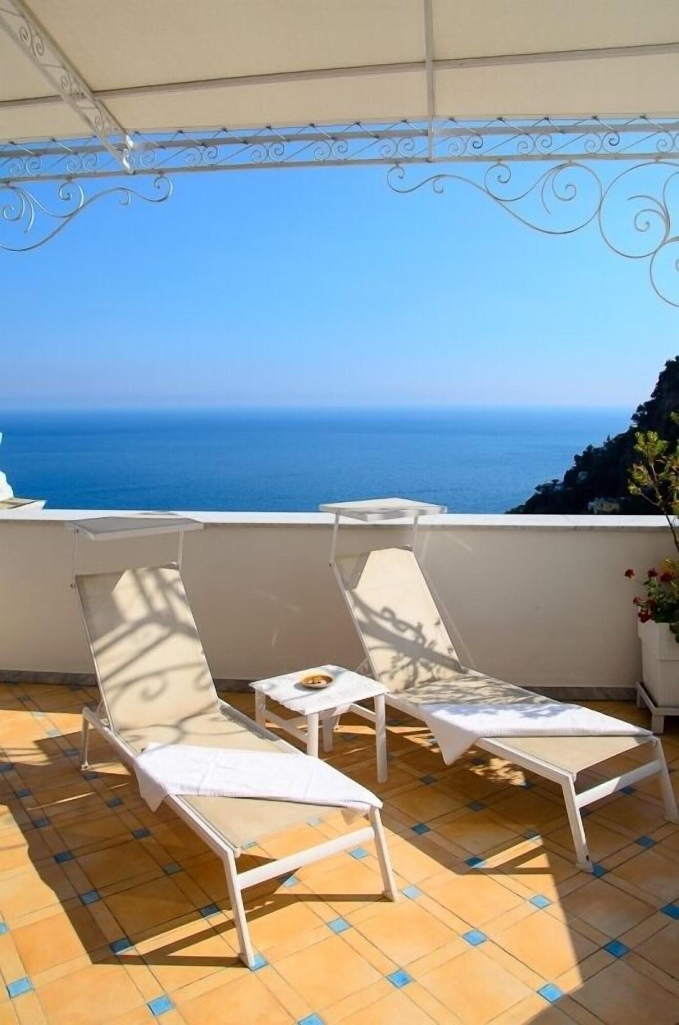 Suite with Private Pool