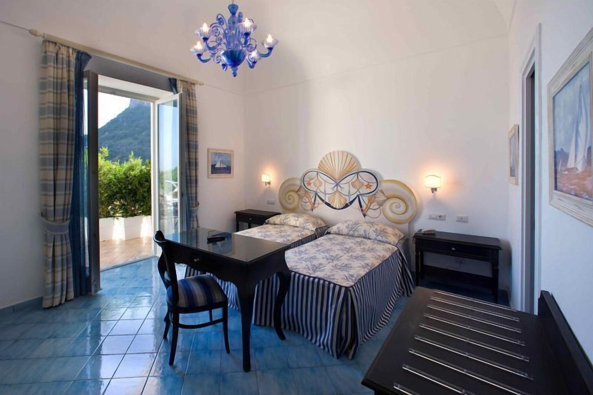 Triple Ocean View with Balcony