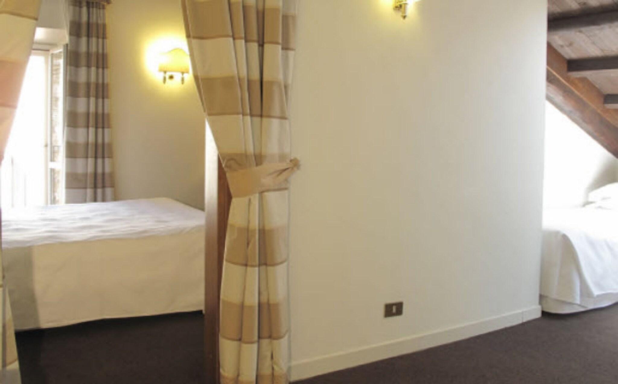 Quadruple Queen Size Bed