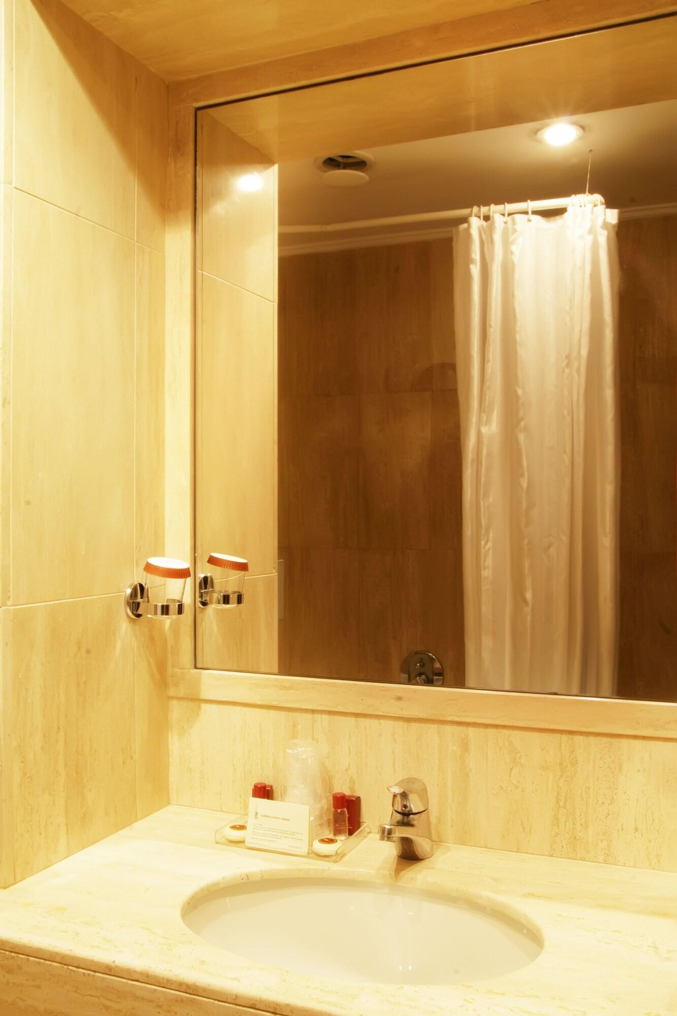 Quadruple Queen Size Bed