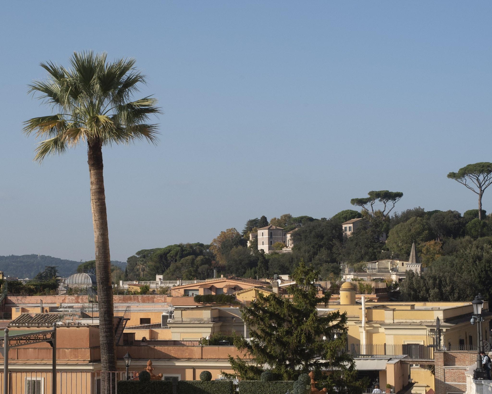 Room Connecting Room