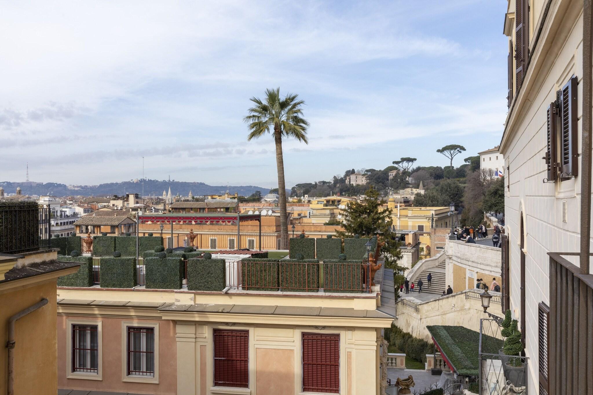 Room Connecting Room